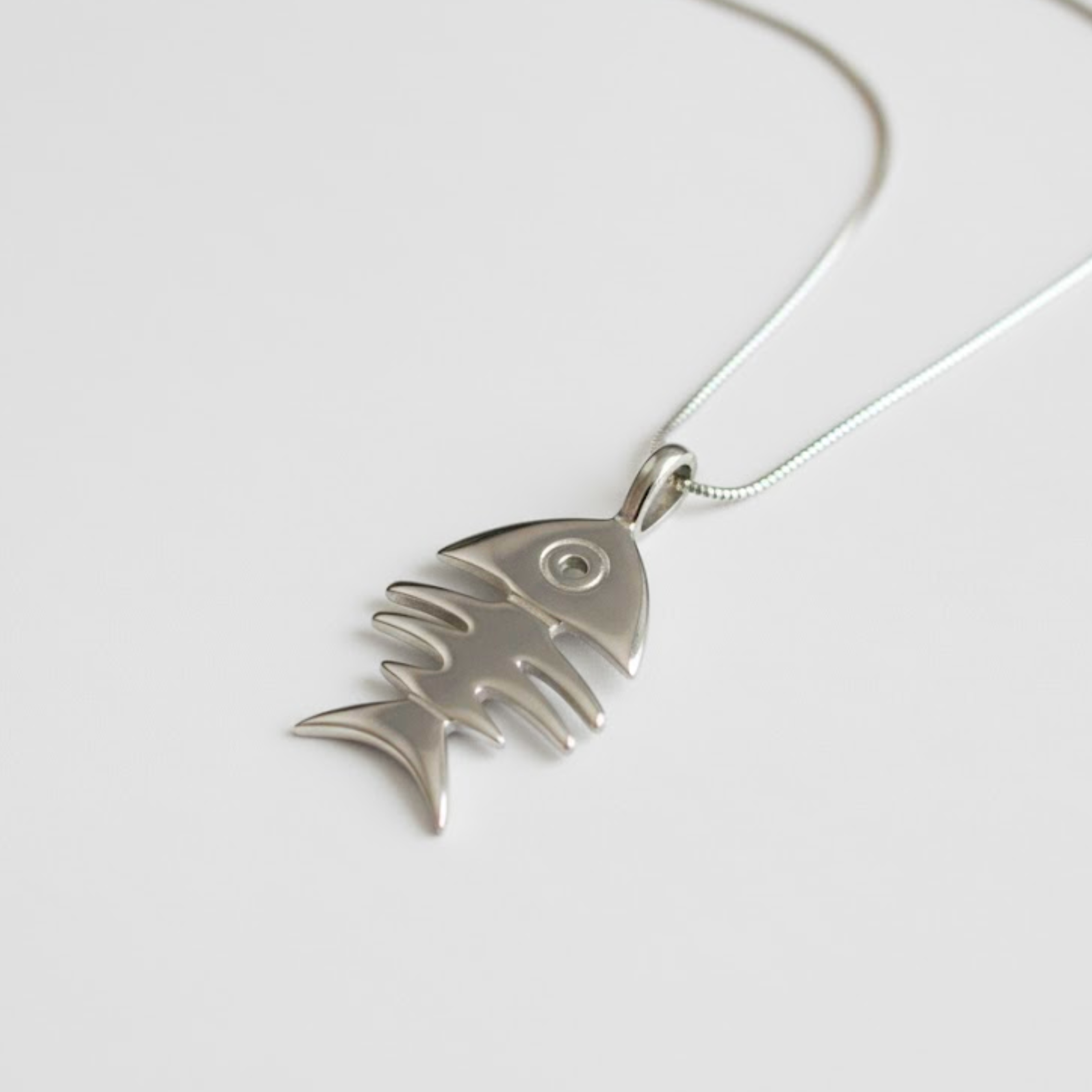Fish Bone Pendant - Unique Silver Fish Bone Necklace in 925 Sterling Silver, ideal for casual wear and special moments.