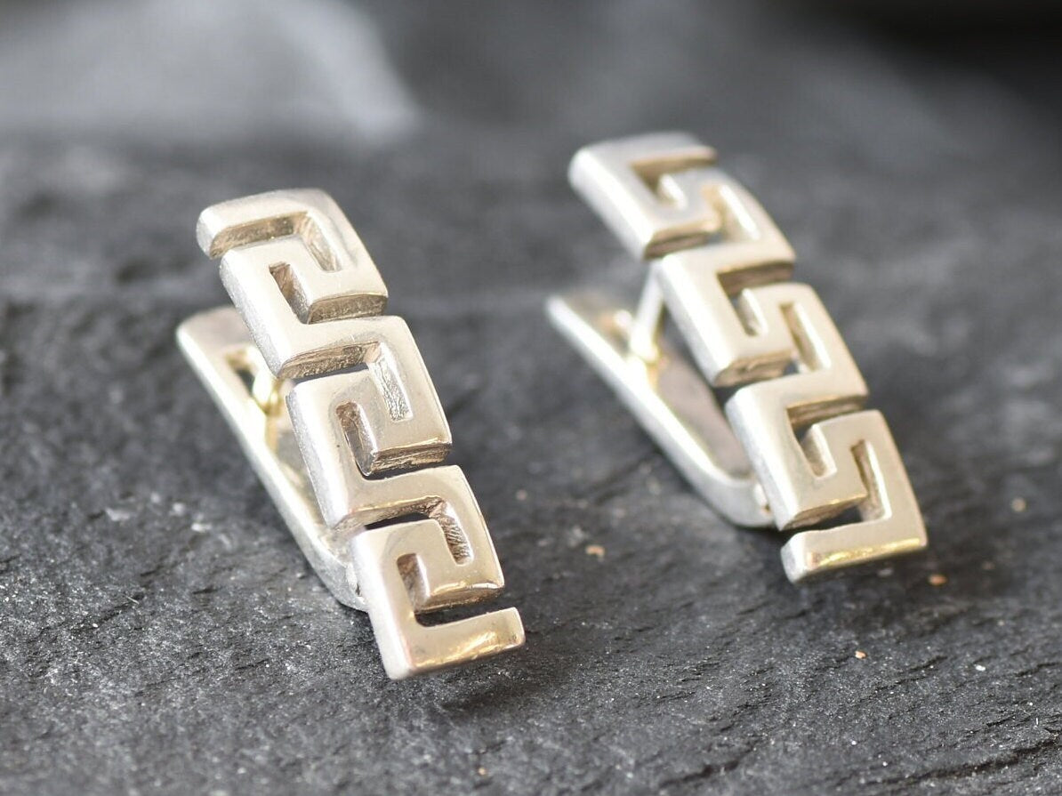 Aztec Earrings, Swirl Earrings, Tribal Earring, Symbolic Earrings, Twist Earrings, Clasp Earrings, Art Deco Earrings, 925 Silver Earrings