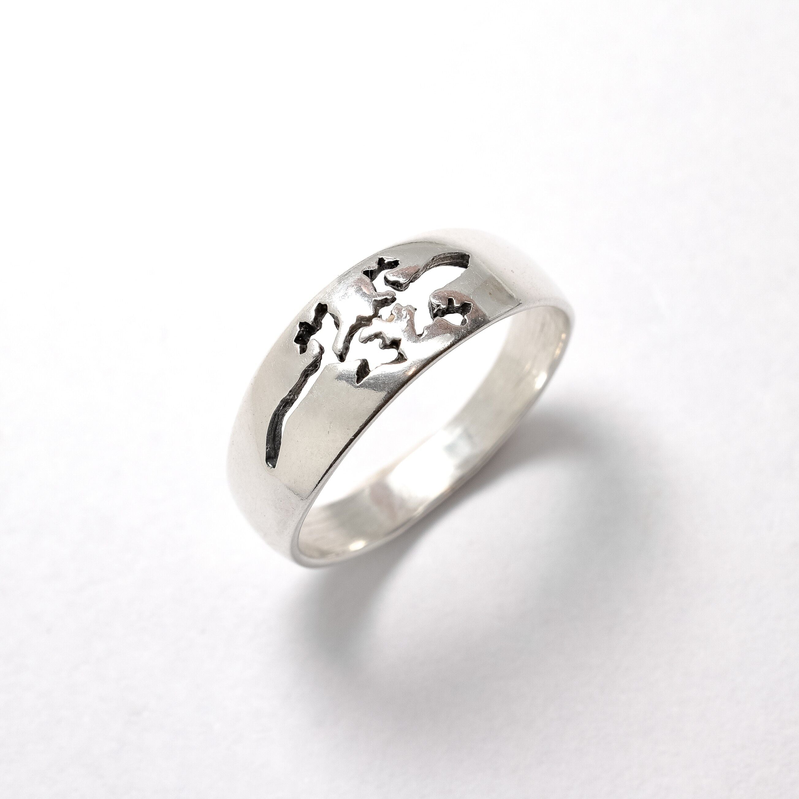 Lizard Ring, Animal Ring, Reptile Ring, Solid Silver Band, Wide Band, Chameleon Ring, Salamander Ring, Thick Band, Sterling Silver Ring