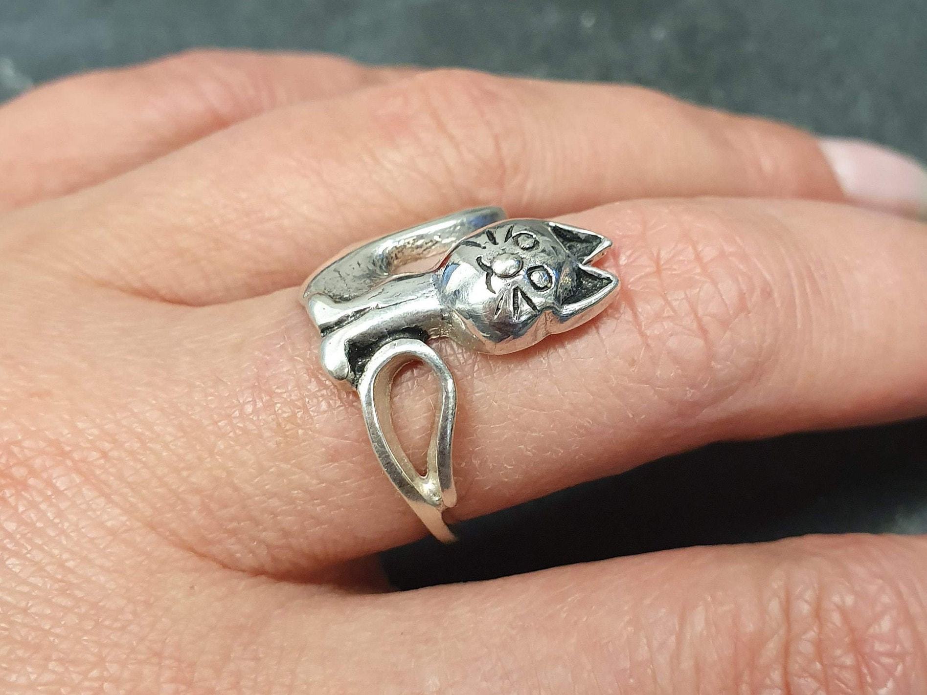Cat Ring, Silver Cat Ring, Solid Silver Ring, Small Cat Ring, Vintage Ring, Funny Cat Ring, Animal Jewelry, Animal Ring, 925 Sterling Silver