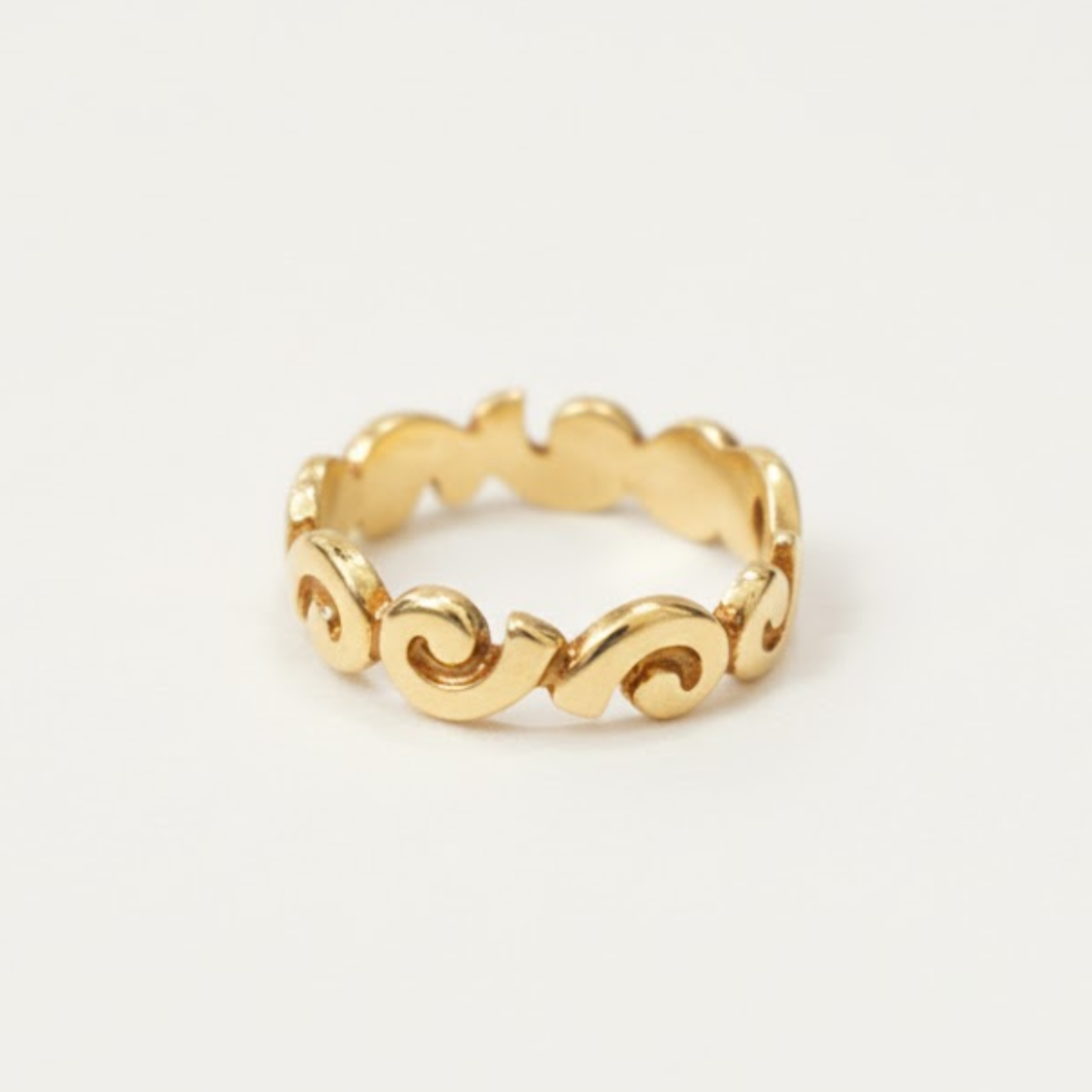 Gold Spiral Ring - Gold Wavy Ring, Gold Artistic Ring made in 18k Gold Vermeil. Ideal for everyday wear and perfect for birthday gifting and special occasions.