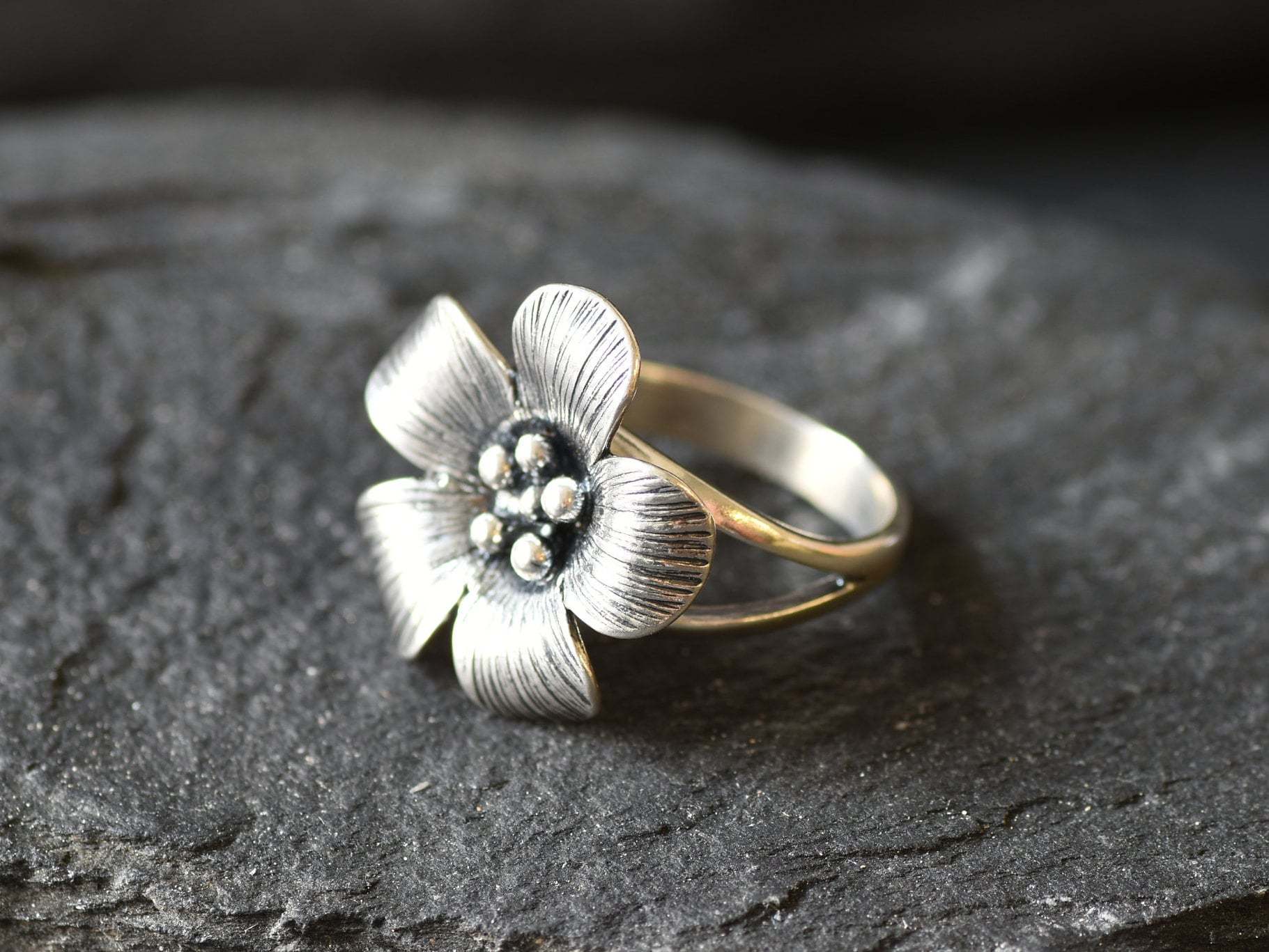 Flower Ring, Floral Ring, Chunky Ring, Solid Silver Ring, Hippie Ring, Boho Silver Ring, Nature Ring, Artisan Ring, Daisy Ring, 925 Sterling