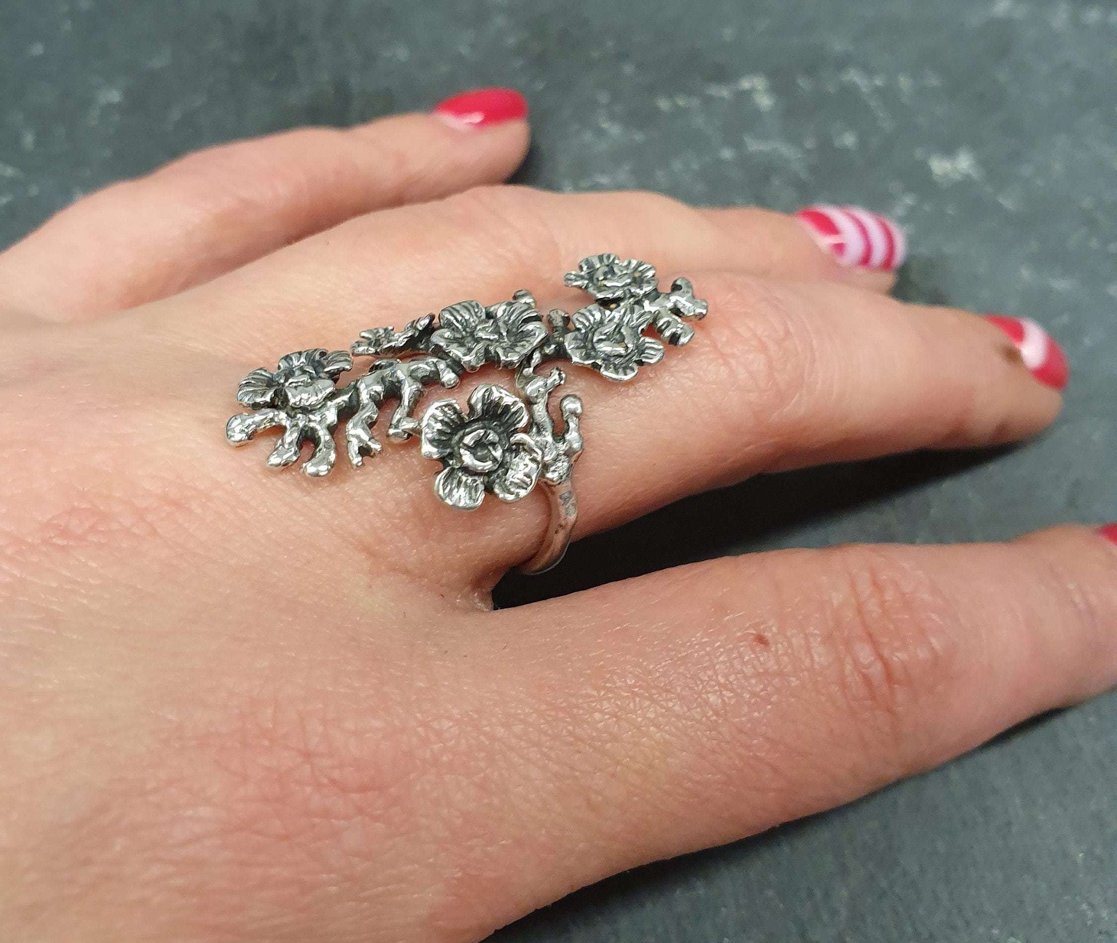 Long Flower Ring, Flower Bouquet Ring, Statement Ring, Long Ring, Floral Ring, Heavy Ring, Garden Ring, Long Silver Ring, Solid Silver Ring
