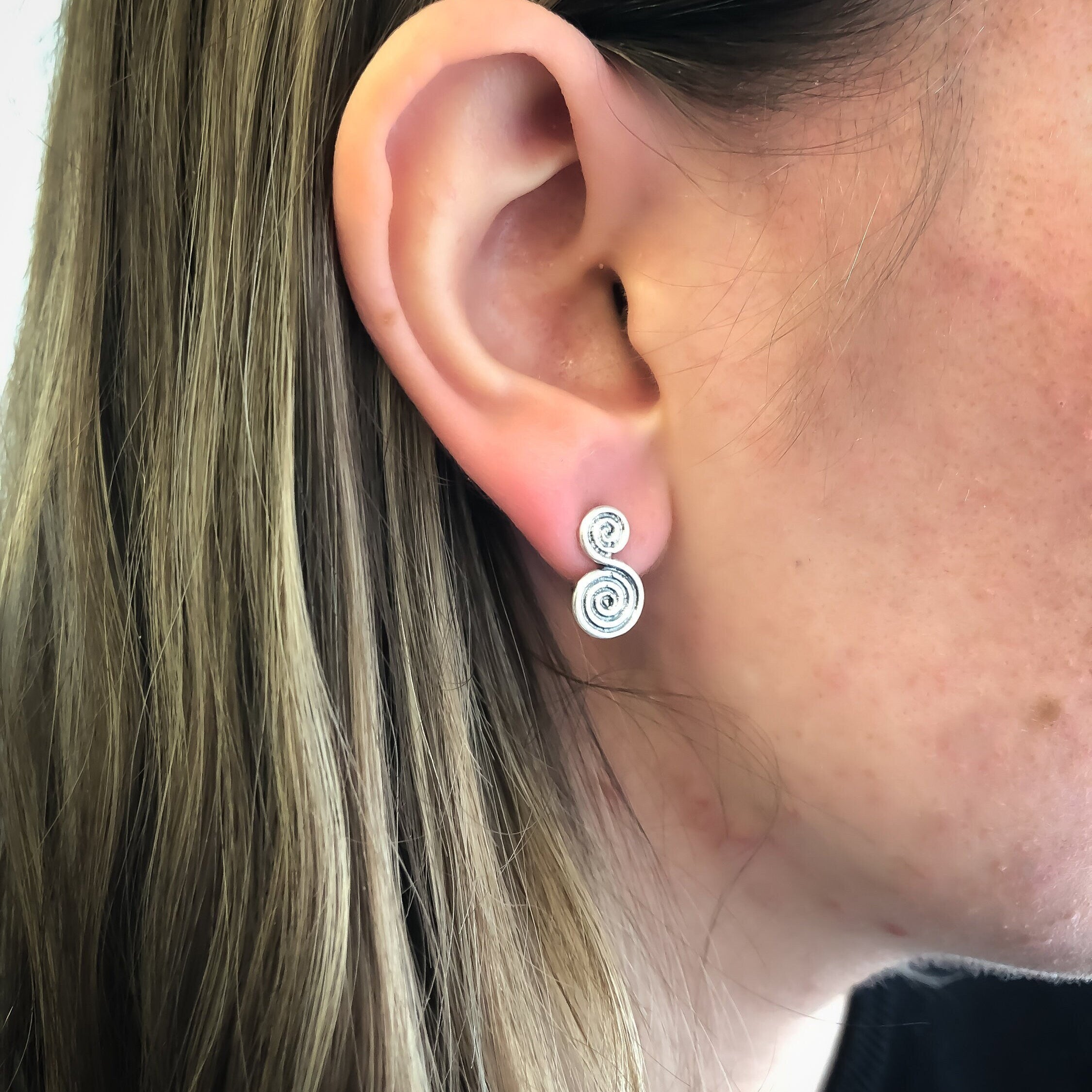 Silver Swirl Earrings, Spiral Earrings, Tribal Earrings, Boho Earrings, Round Silver Earrings, Vintage Earrings, Silver Earrings, 925 Silver