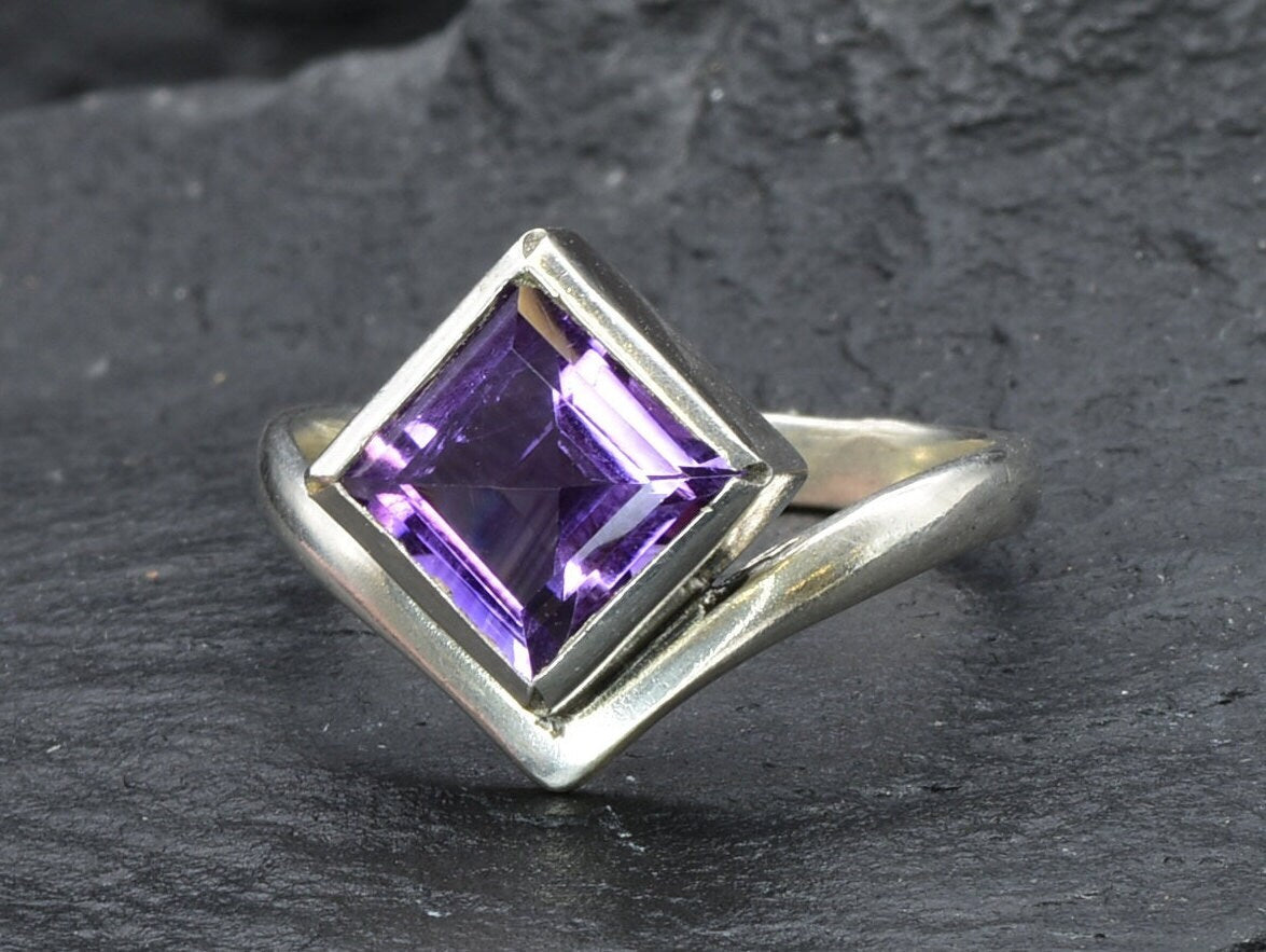 Square Amethyst Ring, Natural Amethyst, Princess Cut Amethyst Ring, Symmetrical Ring, February Birthstone, Purple Diamond Ring, Solid Silver