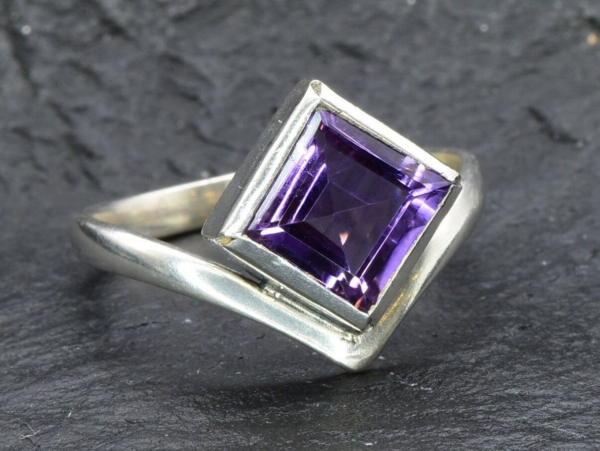 Square Amethyst Ring, Natural Amethyst, Princess Cut Amethyst Ring, Symmetrical Ring, February Birthstone, Purple Diamond Ring, Solid Silver