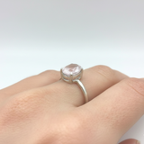 Stylish Rose Quartz Ring - Minimalist Pink Oval in 925 Sterling Silver, perfect for everyday elegance and thoughtful gifting.