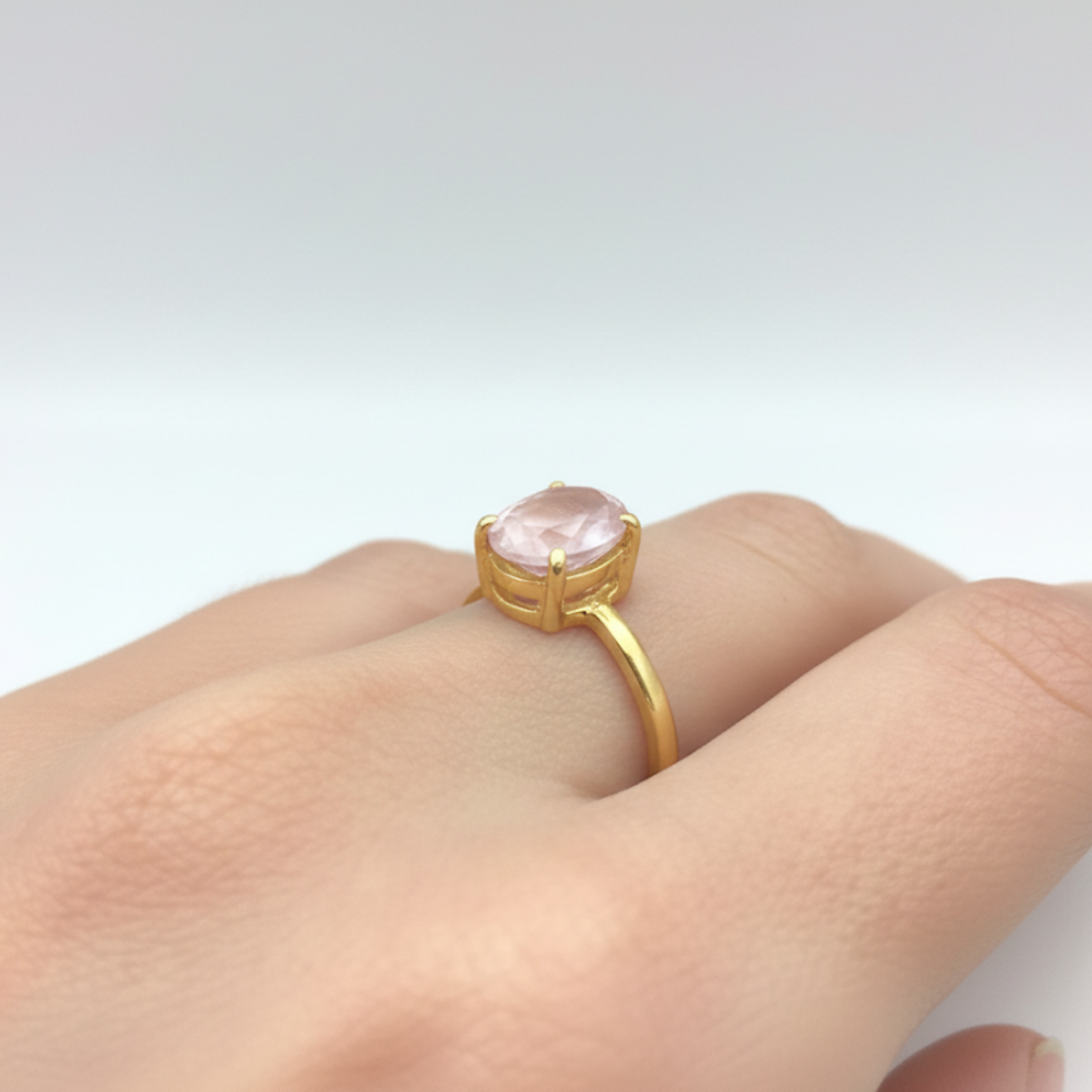 Elegant Rose Quartz Gold Ring - 18k Gold Vermeil, perfect for daily wear and special celebrations. Ideal birthday gift.