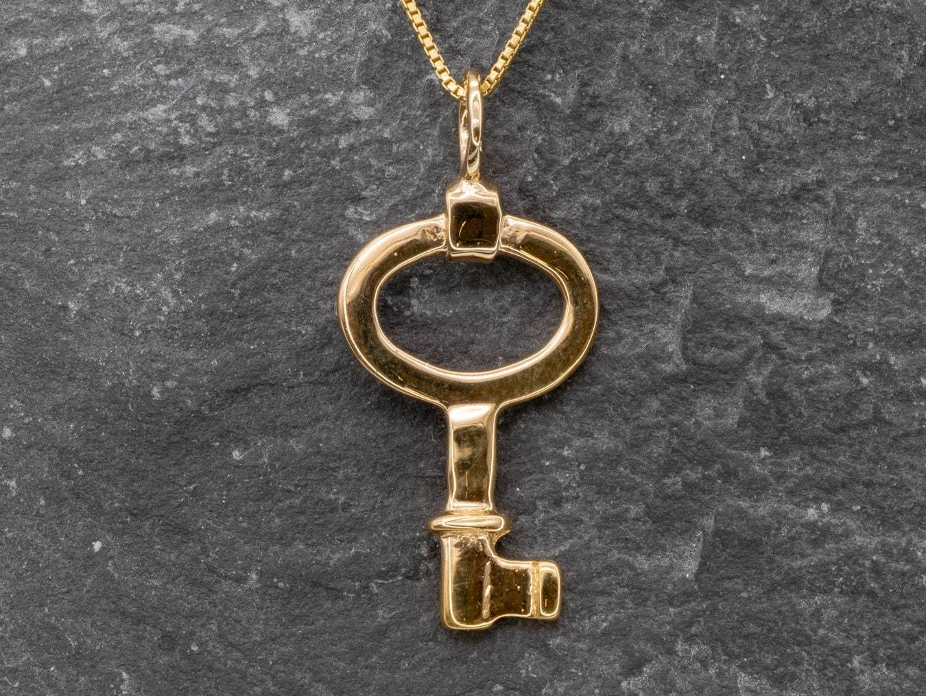 Gold Key Necklace, Key Pendant, Vintage Key Pendant, Vermeil Key Necklace, Dainty Key Pendant, Birthday Gift, Minimalist Key Necklace, Gift