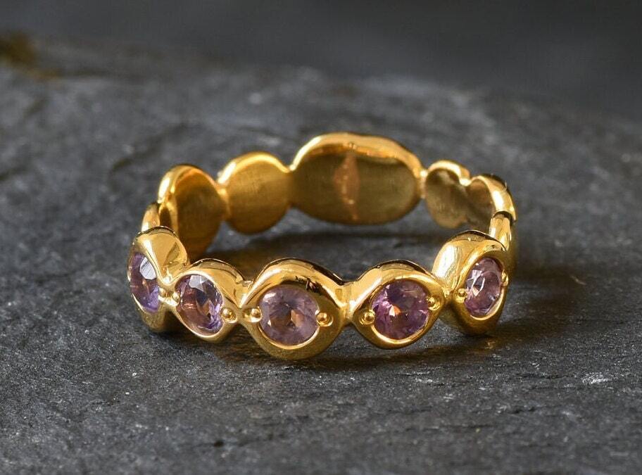Gold Amethyst Ring, Natural Amethyst, February Birthstone, Gold Bubble Band, Gold Vintage Ring, Boho Ring, Gold Plated Ring, Vermeil Ring -