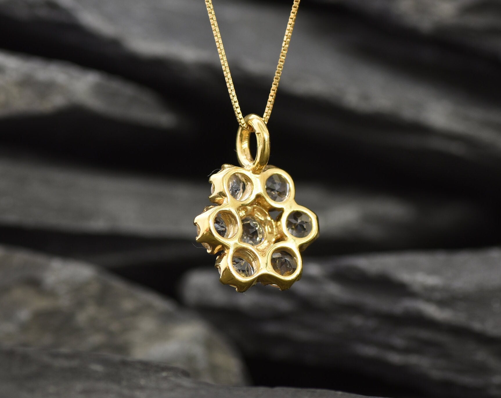 Gold Topaz Pendant, Natural White Topaz, White Topaz Pendant, Gold Flower Pendant, Vintage Pendant, Large Daisy Pendant, Statement Pendant