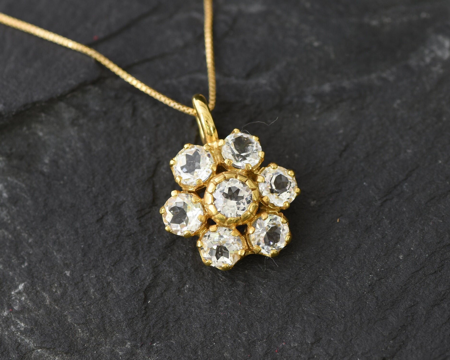 Gold Topaz Pendant, Natural White Topaz, White Topaz Pendant, Gold Flower Pendant, Vintage Pendant, Large Daisy Pendant, Statement Pendant