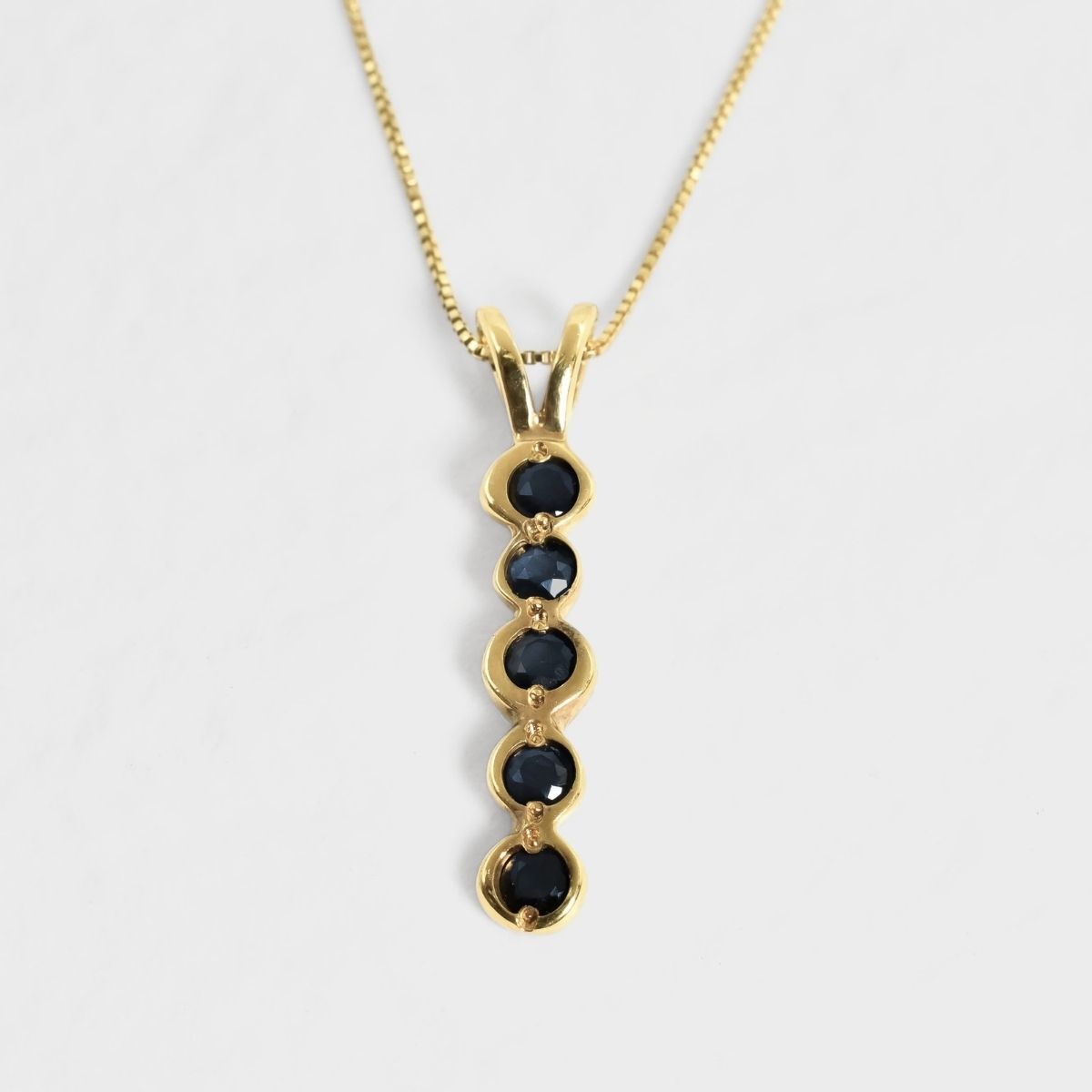 Vertical Sapphire Pendant - Natural Sapphire Necklace, Gold Bubble Pendant made in 18k Gold Vermeil. Ideal for everyday wear and perfect for birthday gifting and special occasions.