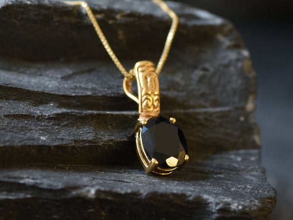 Lucy Williams Square Onyx Gemstone Necklace | 18ct Gold Plated Vermeil |  Missoma