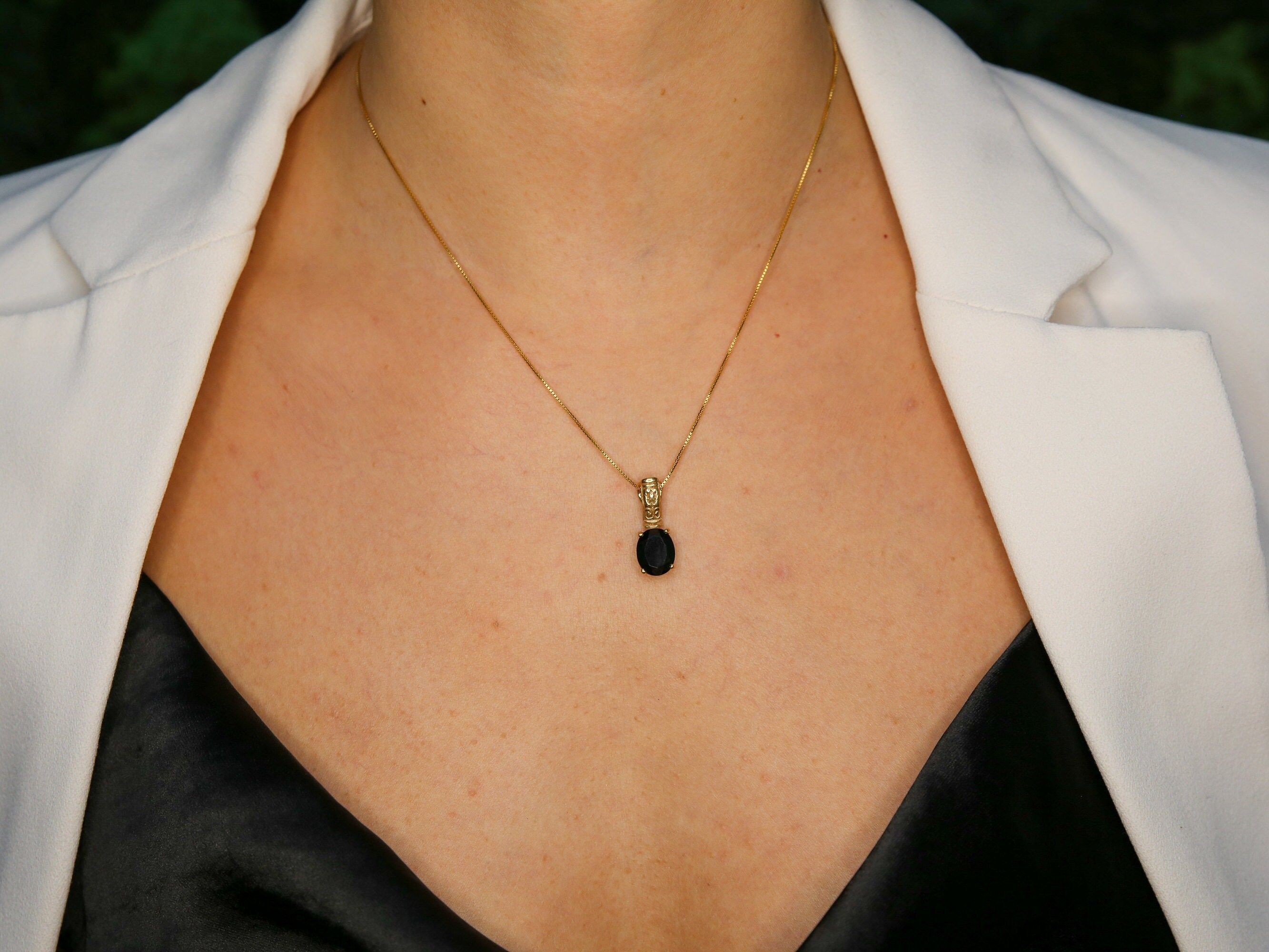 Gold Onyx Pendant, Antique Onyx, Black Oval Necklace, Black Dainty Pendant, Dainty Black Pendant, Strength Necklace, Gold Vermeil Pendant(2)