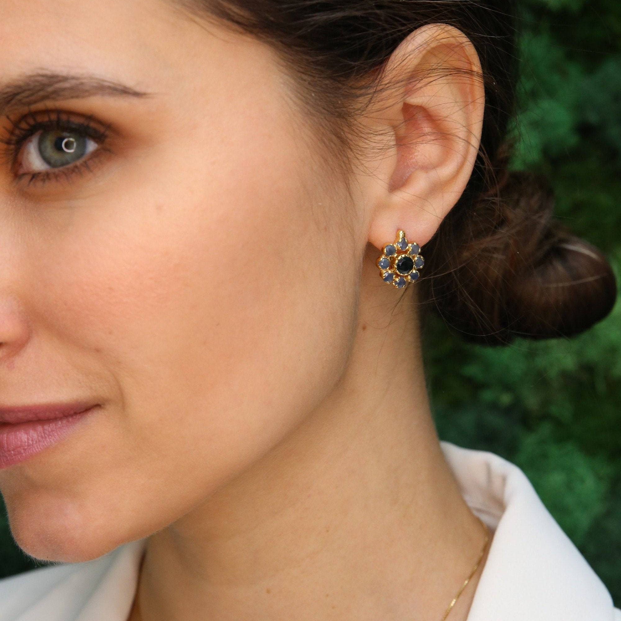 Sapphire Flower Earrings in 18k Gold Vermeil – Perfect for everyday elegance and special event gifting.