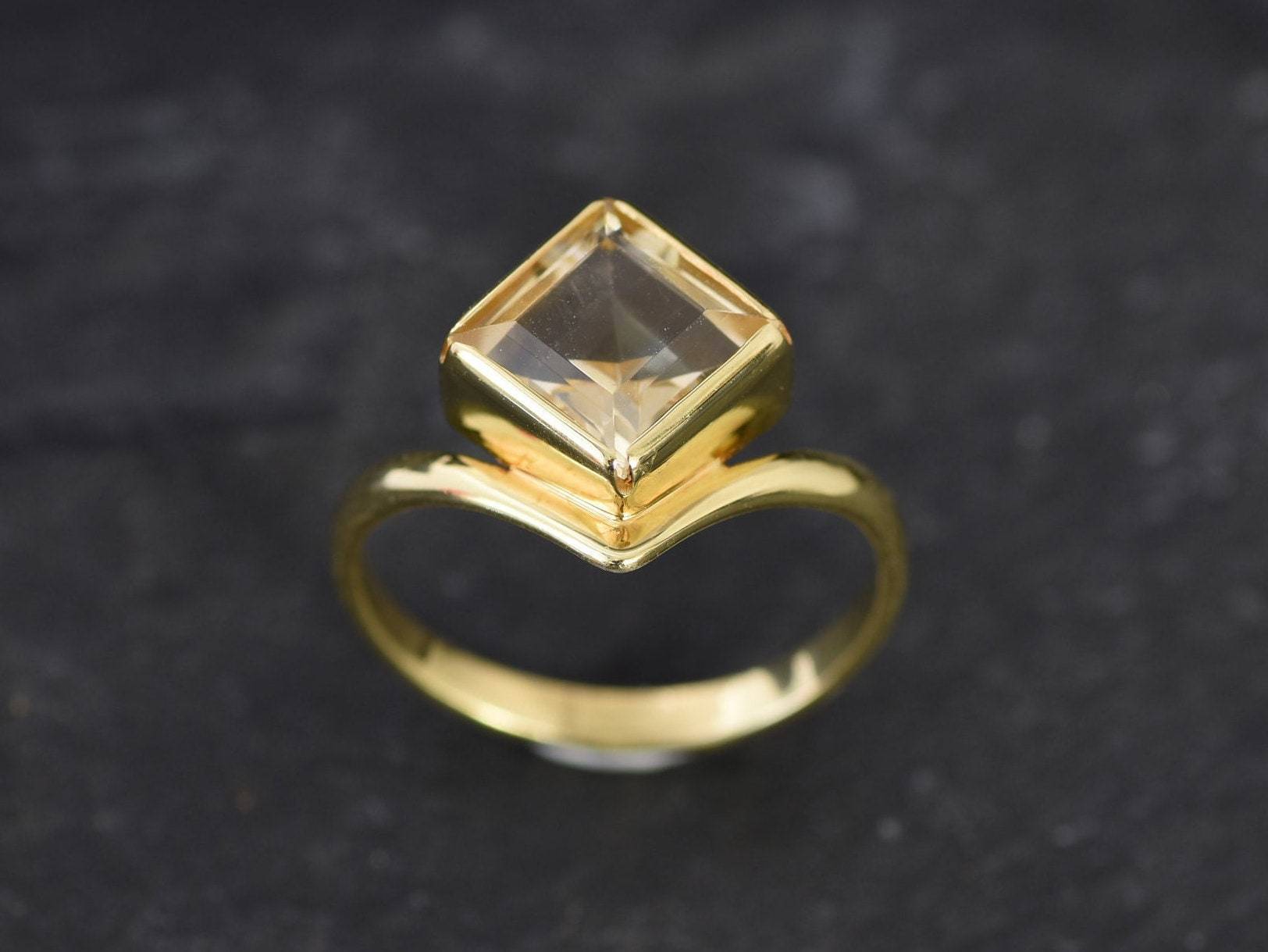 Gold Citrine Ring, Natural Citrine, November Ring, Gold Solitaire Ring, Vintage Gold Ring, Citrine Ring, Yellow Dimond Ring, 925 Silver Ring