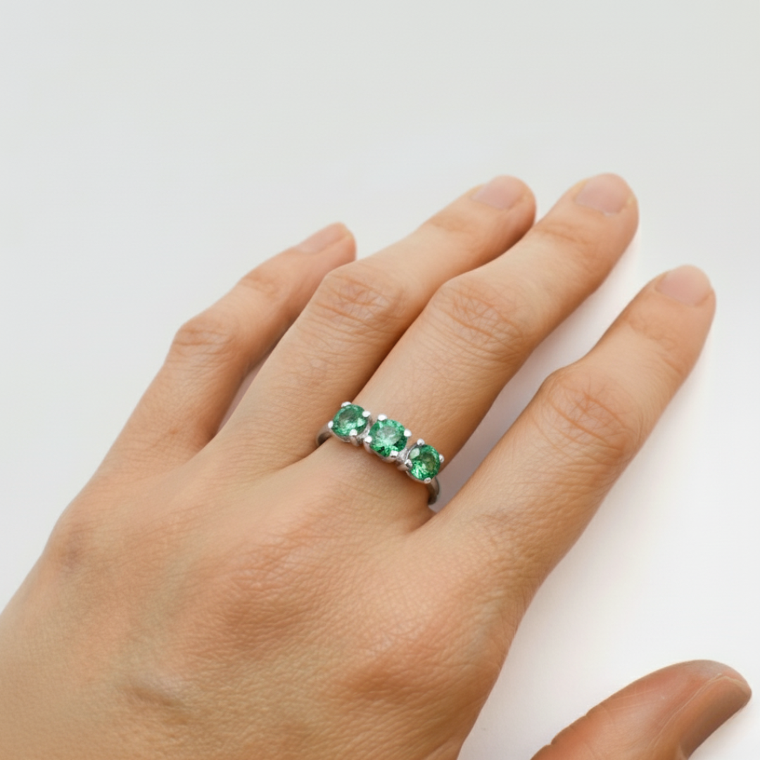 Charming Created Emerald ring in 925 Sterling Silver, perfect for daily wear and thoughtful May birthday gifts.
