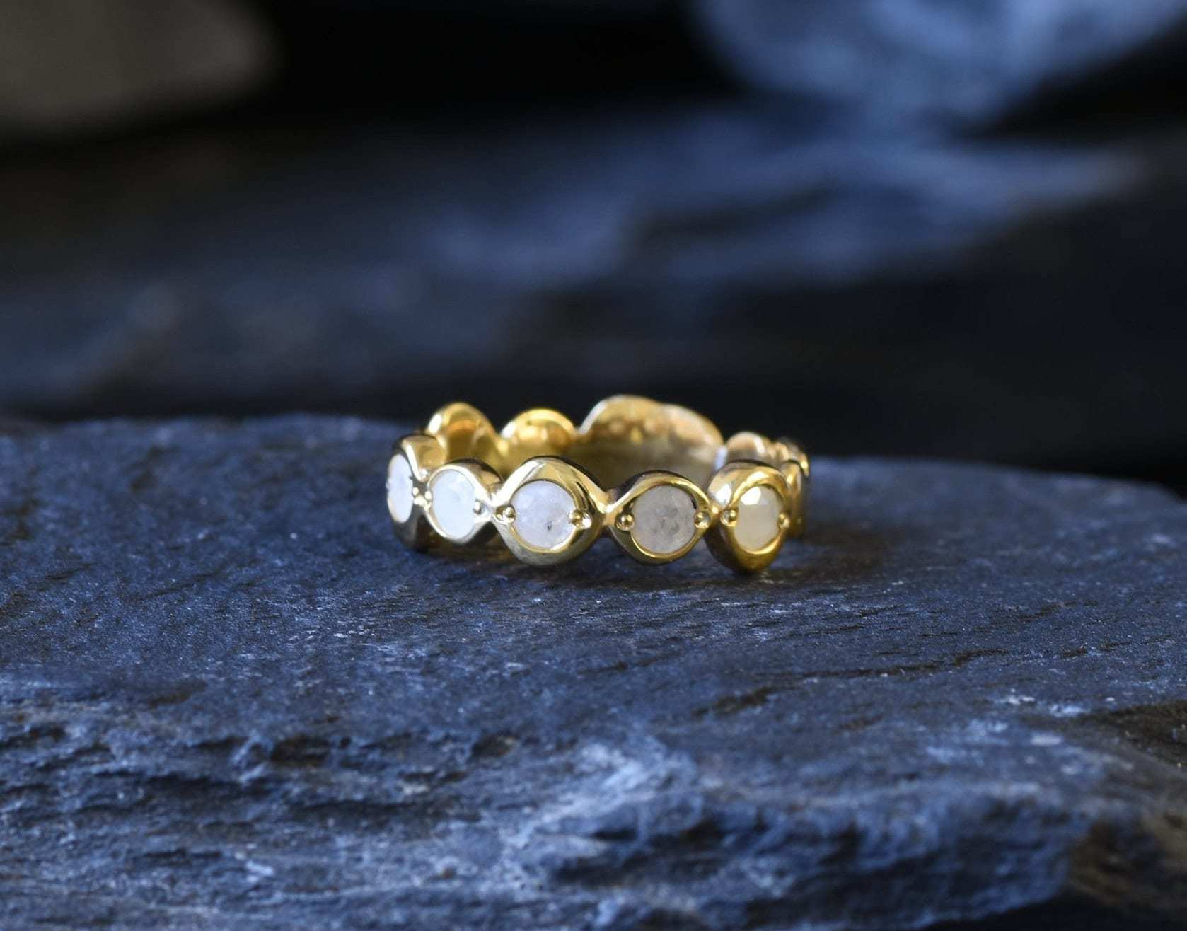 Gold Moonstone Ring, Natural Rainbow Moonstone, June Birthstone, Gold Bubble Band, Moonstone Band, Stackable Band, Bezel Band, Boho Ring