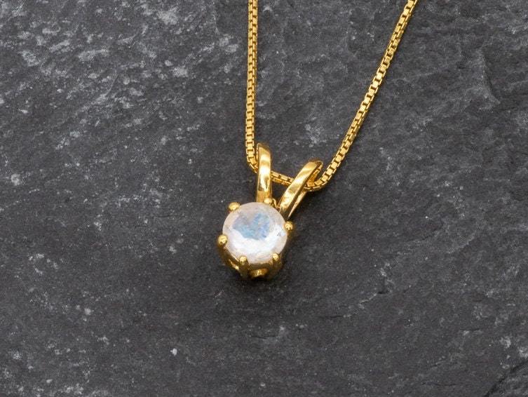 Gold Moonstone Pendant, Natural Moonstone, June Birthstone, Gold Dainty Pendant, Gold Minimal Pendant, Layering Pendant, Rainbow Moonstone
