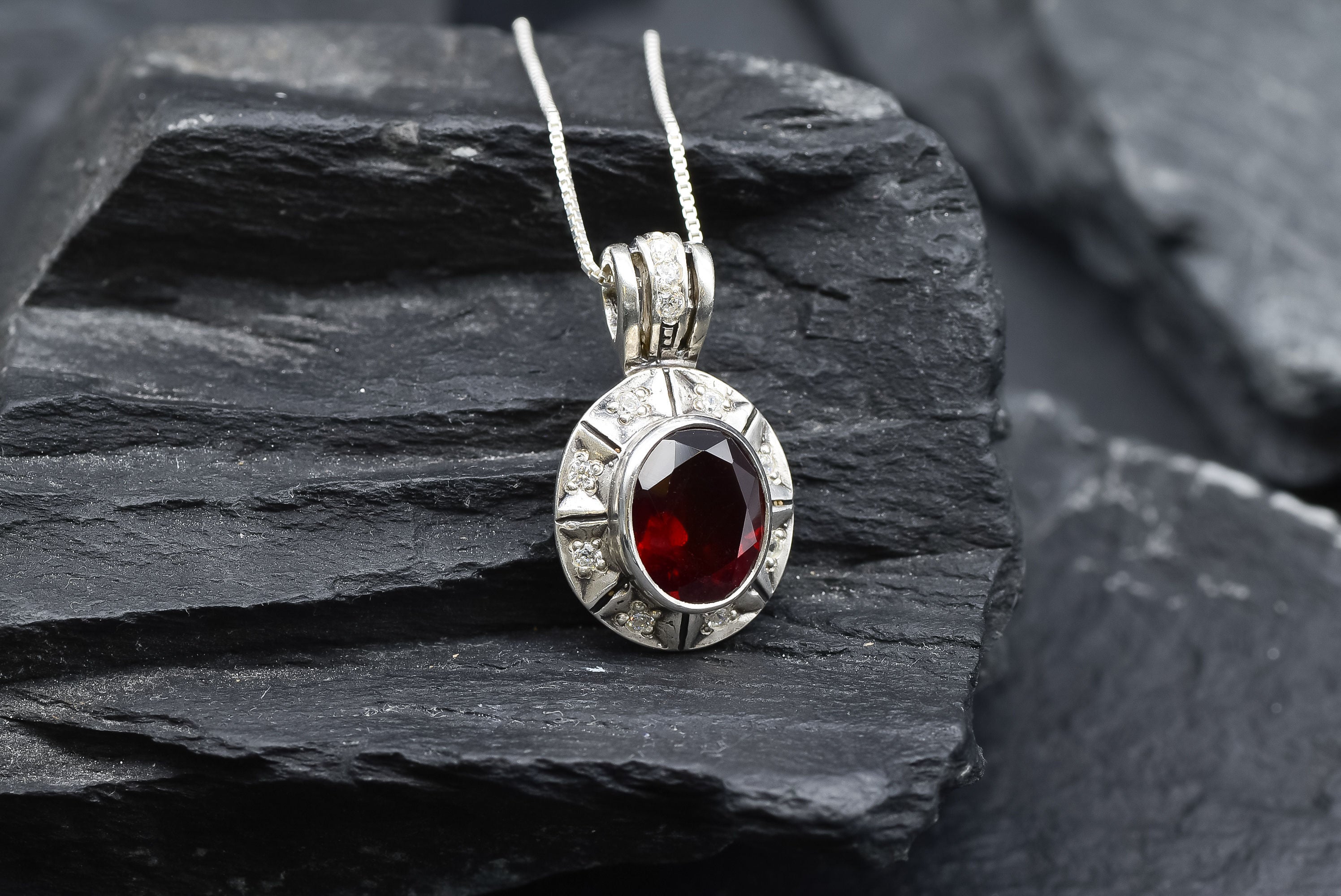 2257-P-nGAR: Sterling Silver 925 Natural Garnet