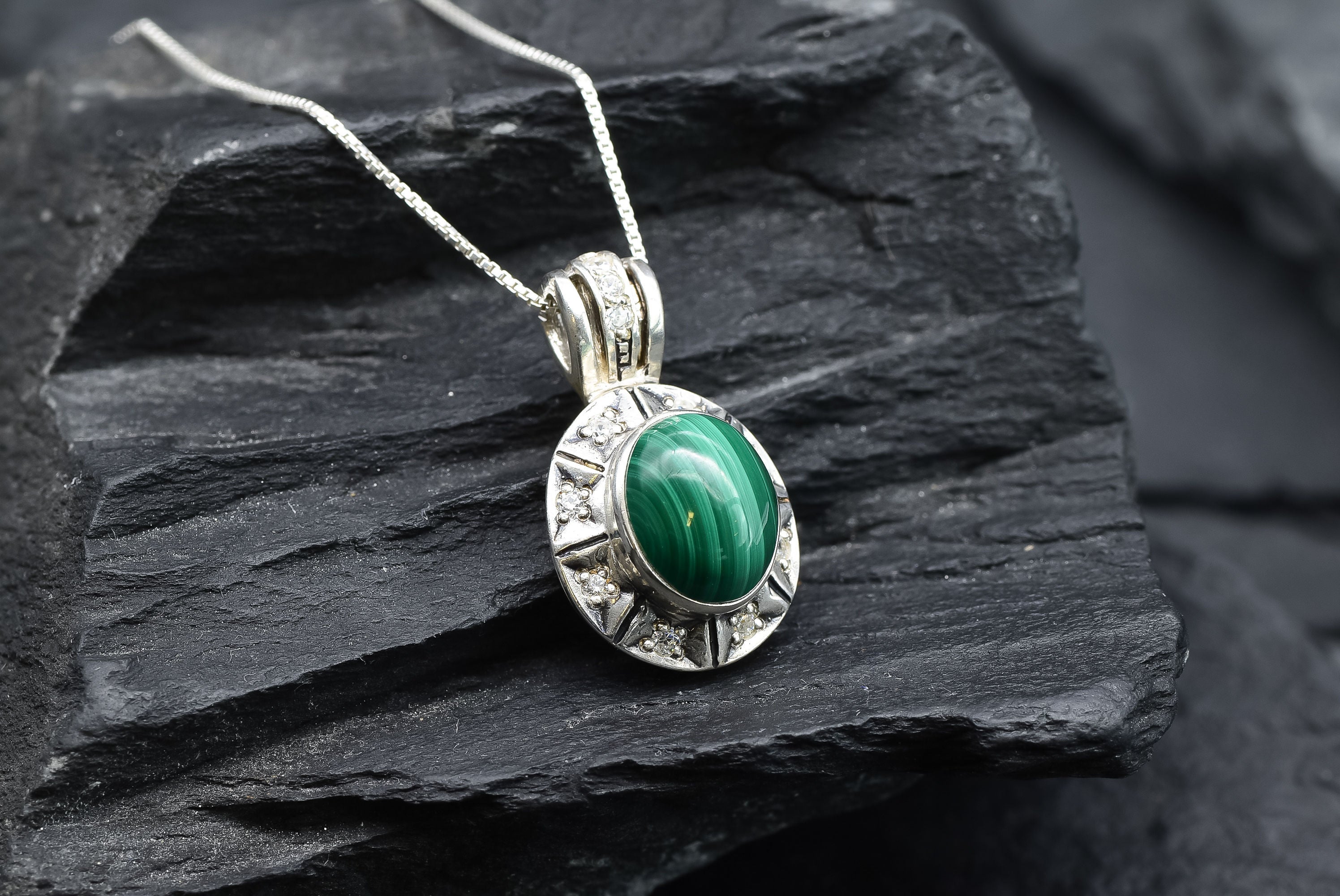 2257-P-nMAL: Sterling Silver 925 Natural Malachite