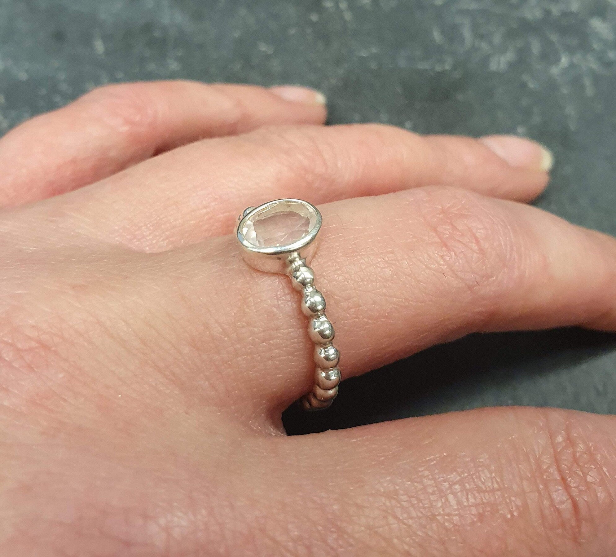 Rose Quartz Ring, Naturtal Rose Quartz, January Birthstone, Solitaire Ring, Pink Diamond Ring, Vinatge Ring, Bubble Band, Solid Silver Ring