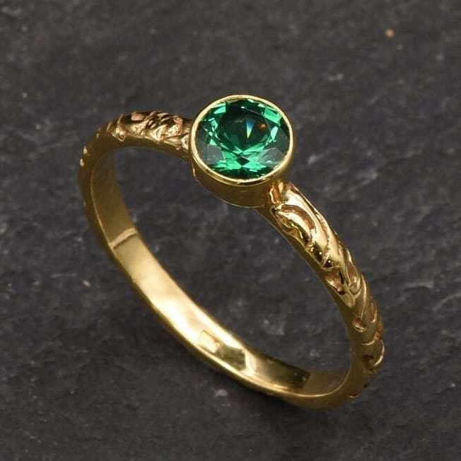 Chic 18k Gold Vermeil Ring with Bezel-set Created Green Emerald, a stylish May birthstone gift for daily wear.