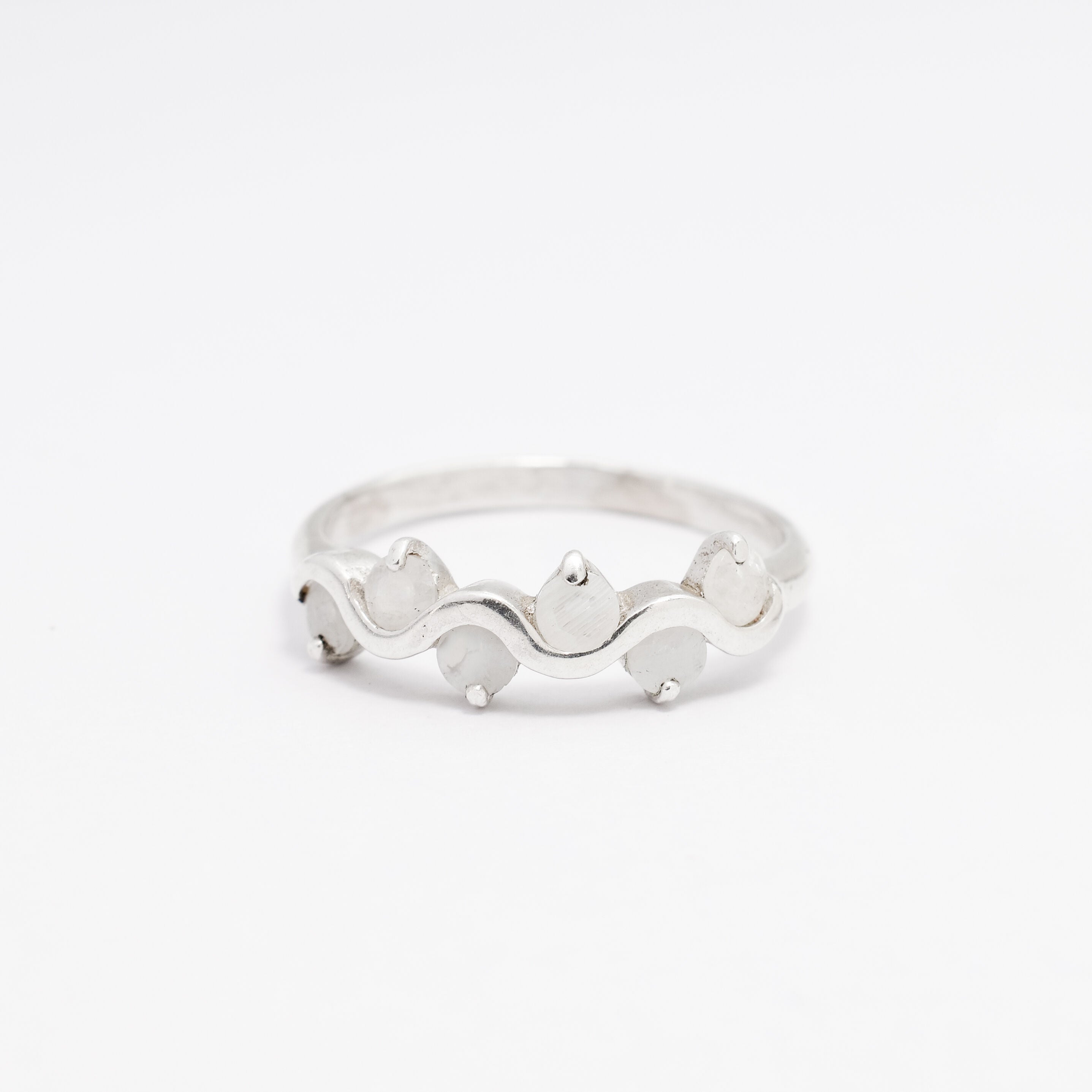 Moonstone Ring, Rainbow Moonstone, Vintage Band, June Birthstone, Half Eternity Band, White Dainty Ring, Romantic Ring, Solid Silver Ring