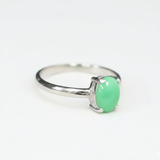 Sophisticated Green Chrysoprase Solitaire Ring in 925 Sterling Silver - A lovely accessory for daily styles and special gifts.