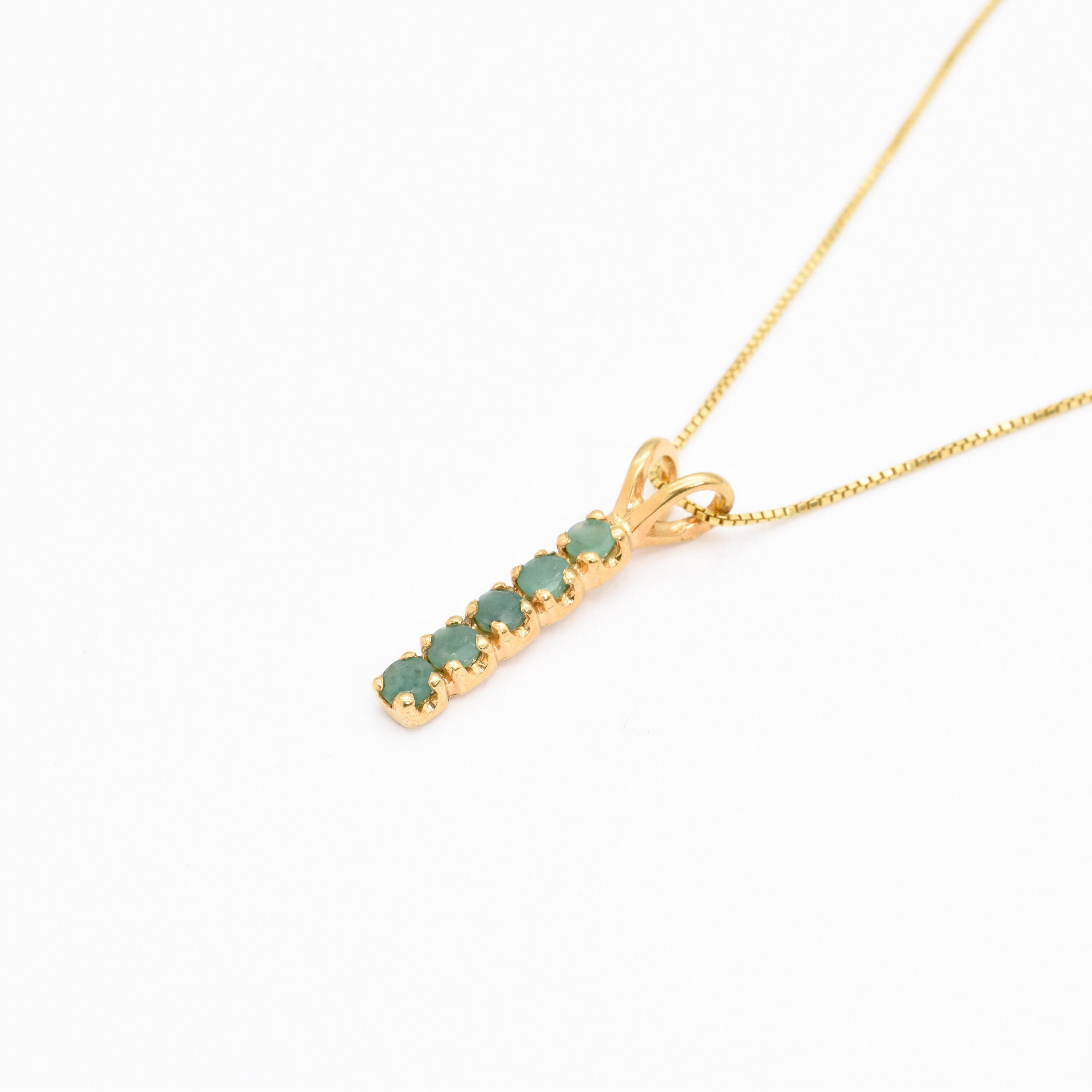 Gold Emerald Pendant, Emerald Pendant, Natural Emerald, May Birthstone, Minimal Pendant, Green Pendant, Vintage Pendant, Layering Necklace