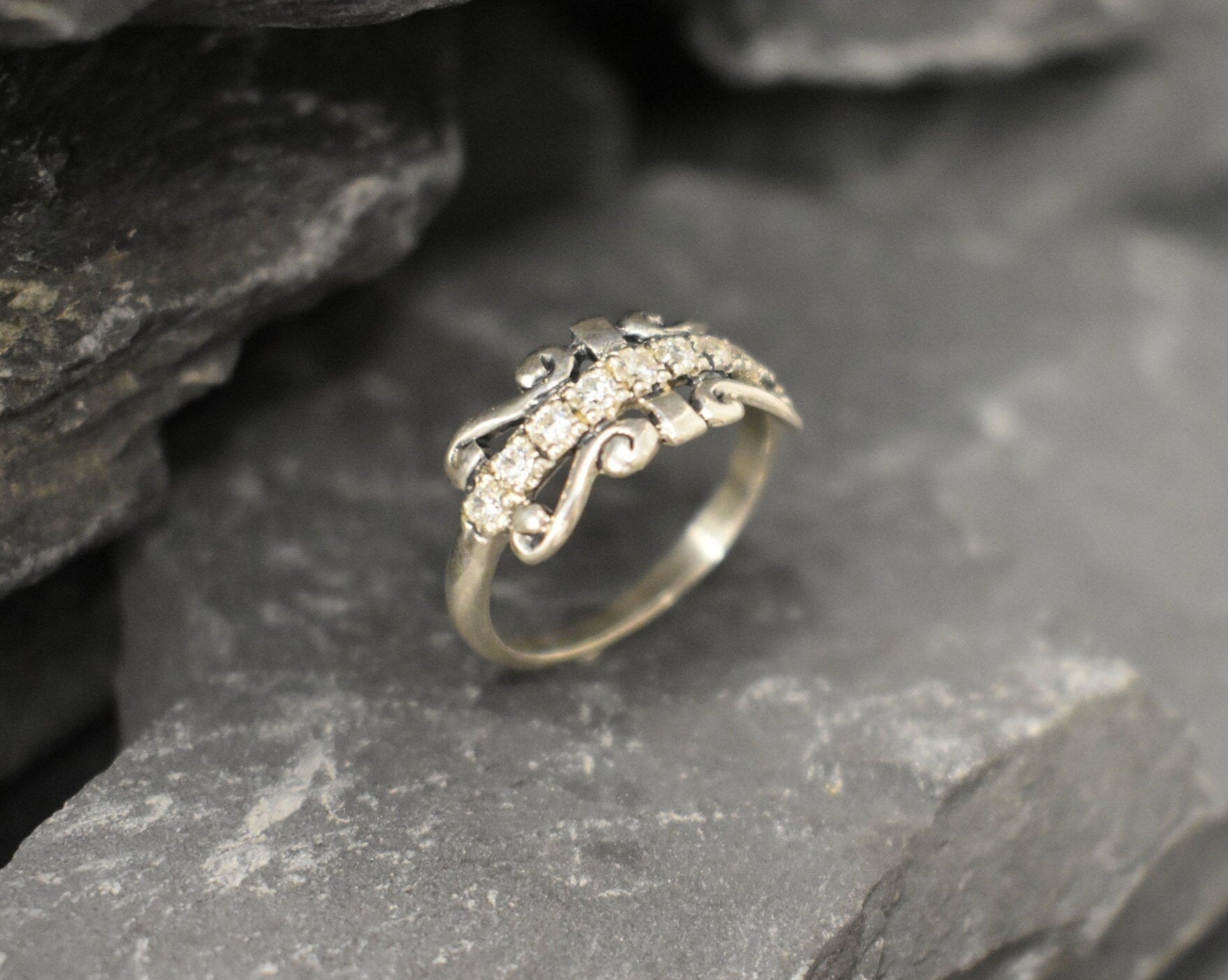 Crown Band, Created CZ Diamond, Tiara Ring, Diamond Band, Vintage Band, Sparkly Ring, Dainty Band, Dainty Antique Ring, Solid Silver Ring