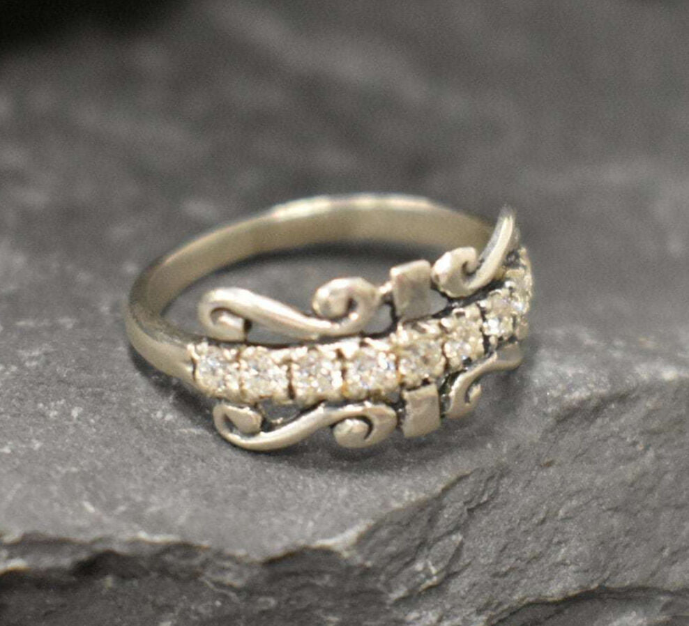 Crown Band, Created CZ Diamond, Tiara Ring, Diamond Band, Vintage Band, Sparkly Ring, Dainty Band, Dainty Antique Ring, Solid Silver Ring