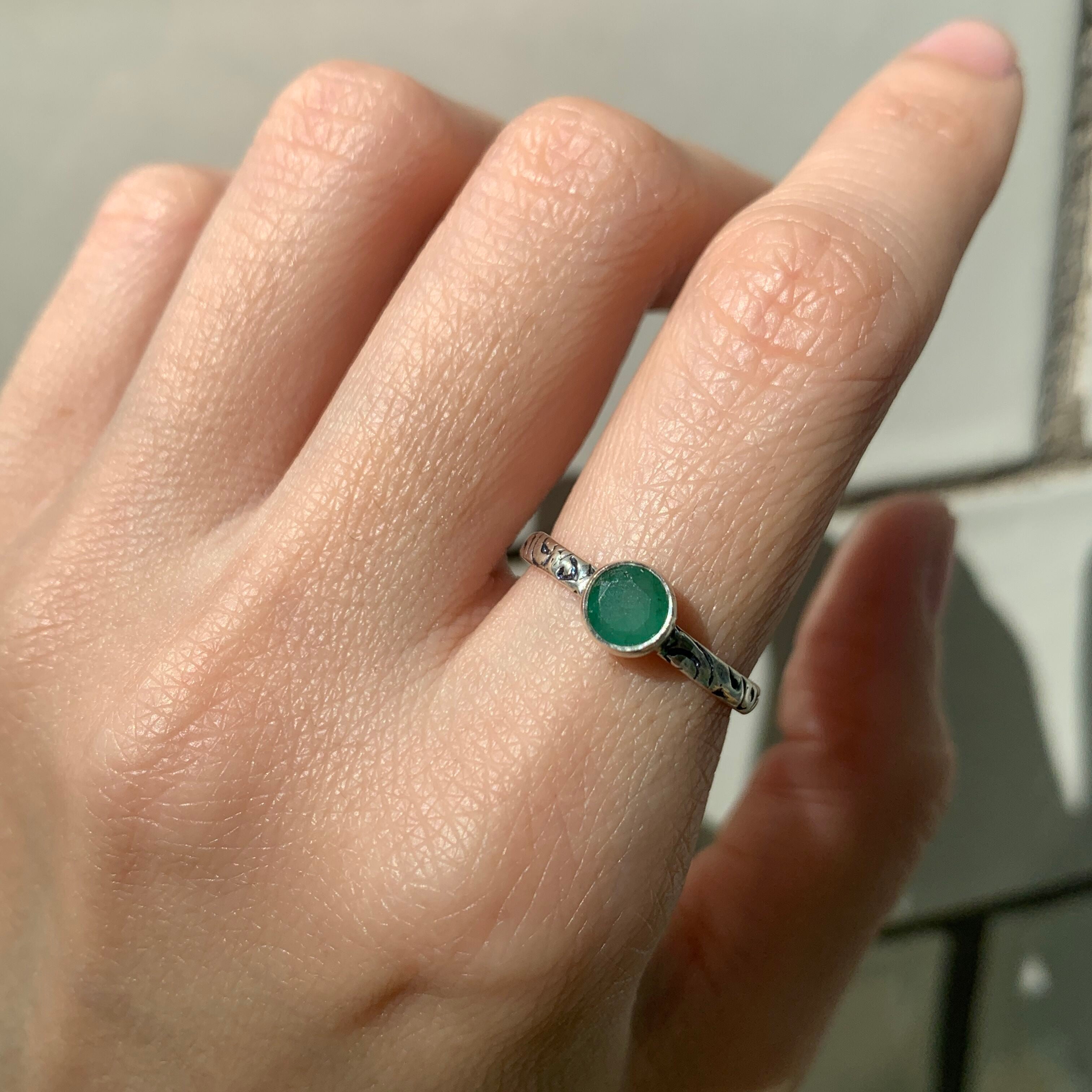 Natural Emerald Ring in 925 Sterling Silver, featuring a round green emerald; May birthstone symbolizing growth and harmony.