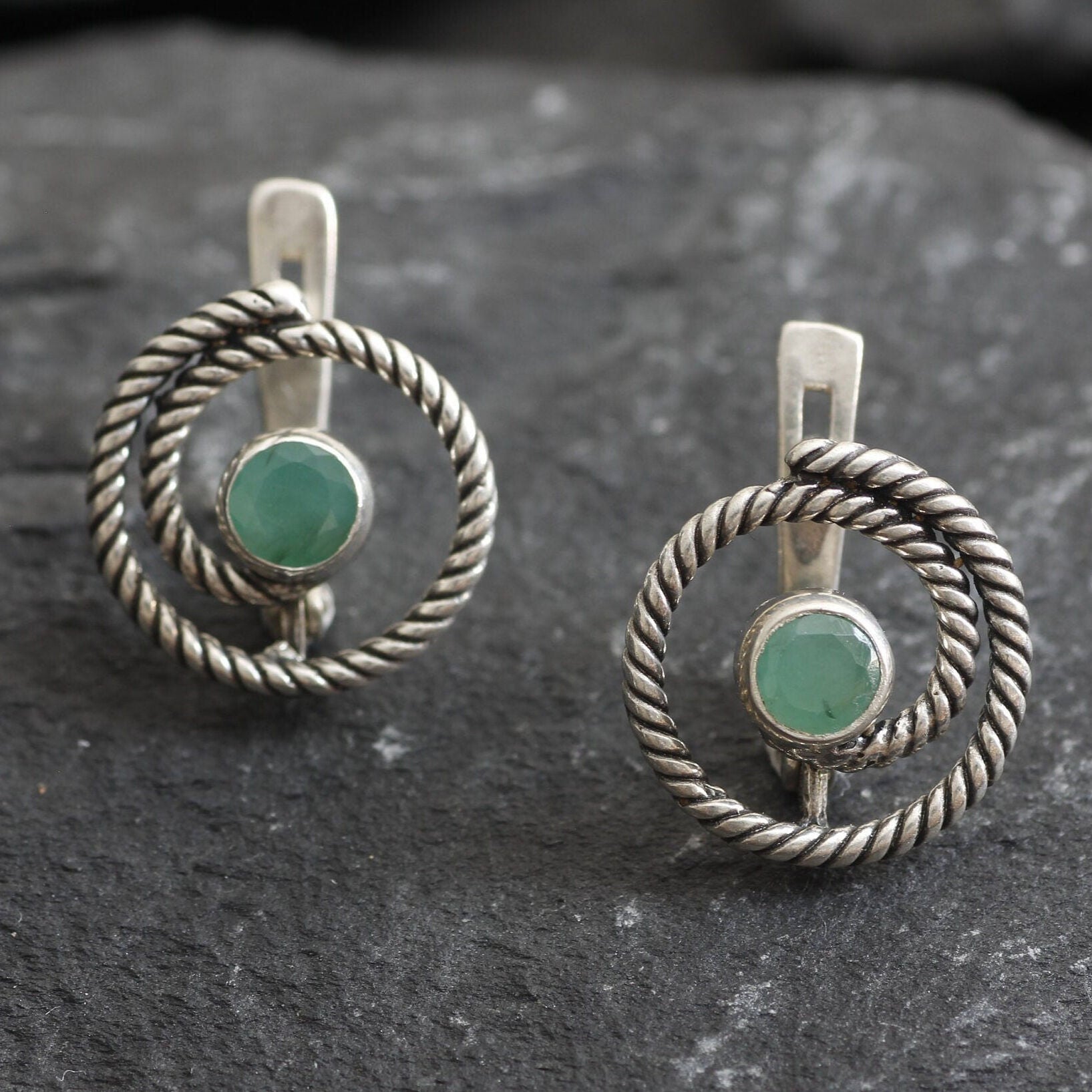 Natural Emerald Earrings, Green Emerald Earrings, Swirl Earrings, May Earrings, Spiral Earrings, Green Earrings, Genuine Emerald, 925 Silver