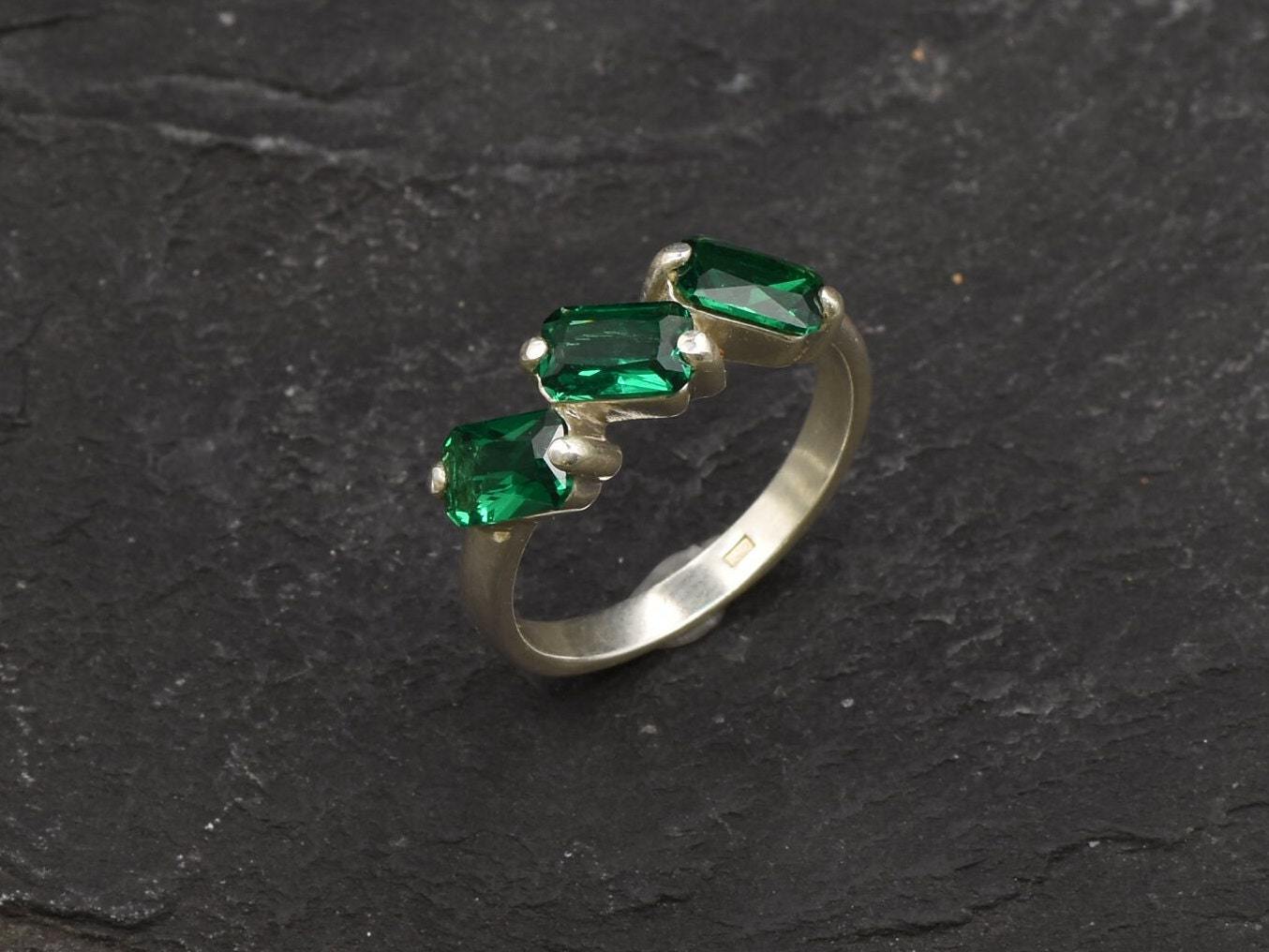 Created Emerald Ring made in 925 Sterling Silver with Emerald Created Green Emerald in Prong setting, May Birthstone gift idea, symbolizes, ideal for everyday wear and perfect for birthday gifting and special occasions.