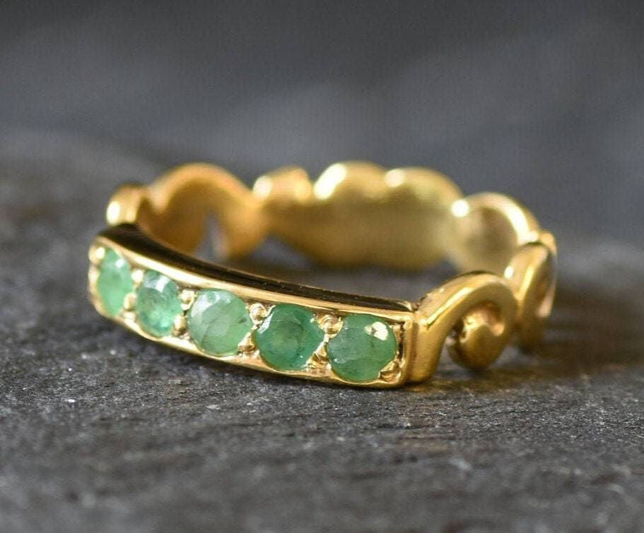 Natural Emerald Ring made in 18k Gold Vermeil with Round Natural Green Emerald in Channel-Set setting, May Birthstone gift idea, symbolizes growth, harmony, and deep emotional healing, ideal for everyday wear and perfect for birthday gifting and special occasions.