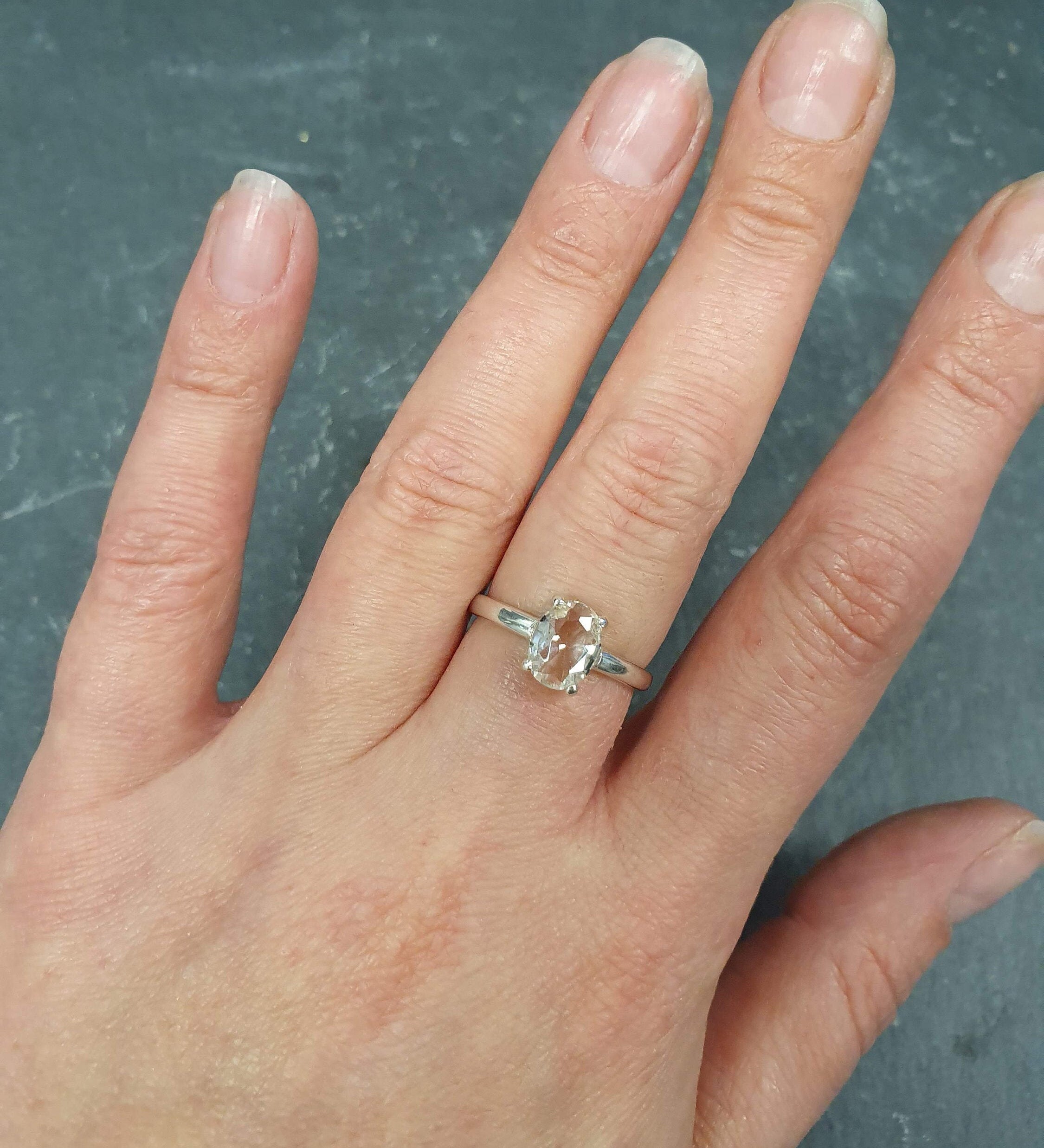 White Topaz Ring, Natural White Topaz, Oval Solitaire Ring, Dainty Ring, Diamond Ring, Dainty Oval Ring, Simple Ring, Solid Silver Ring