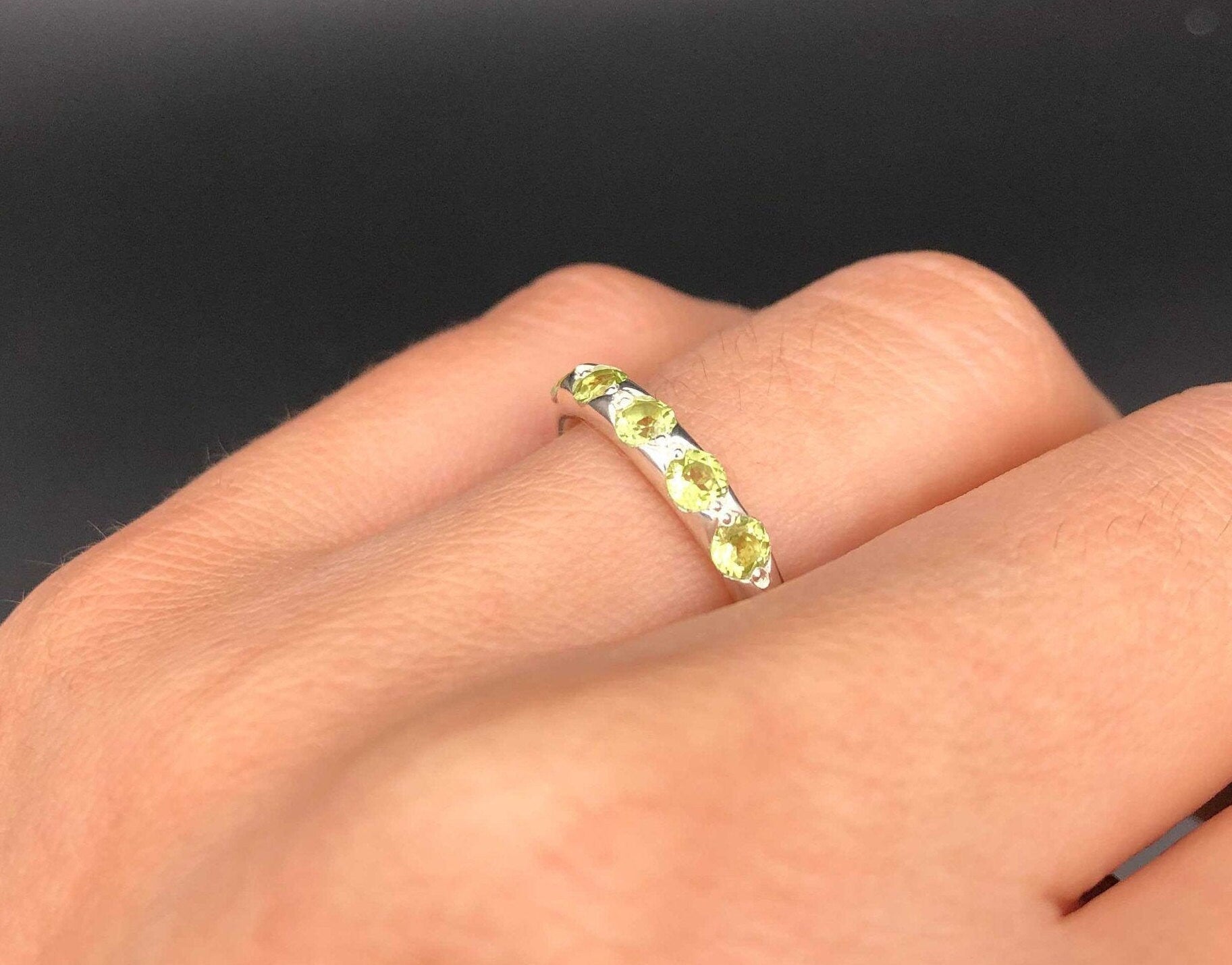 Peridot Band, Natural Peridot, Stackable Ring, August Birthstone, August Ring, Green Band, Dainty Ring, Minimalist Band, Solid Silver Ring