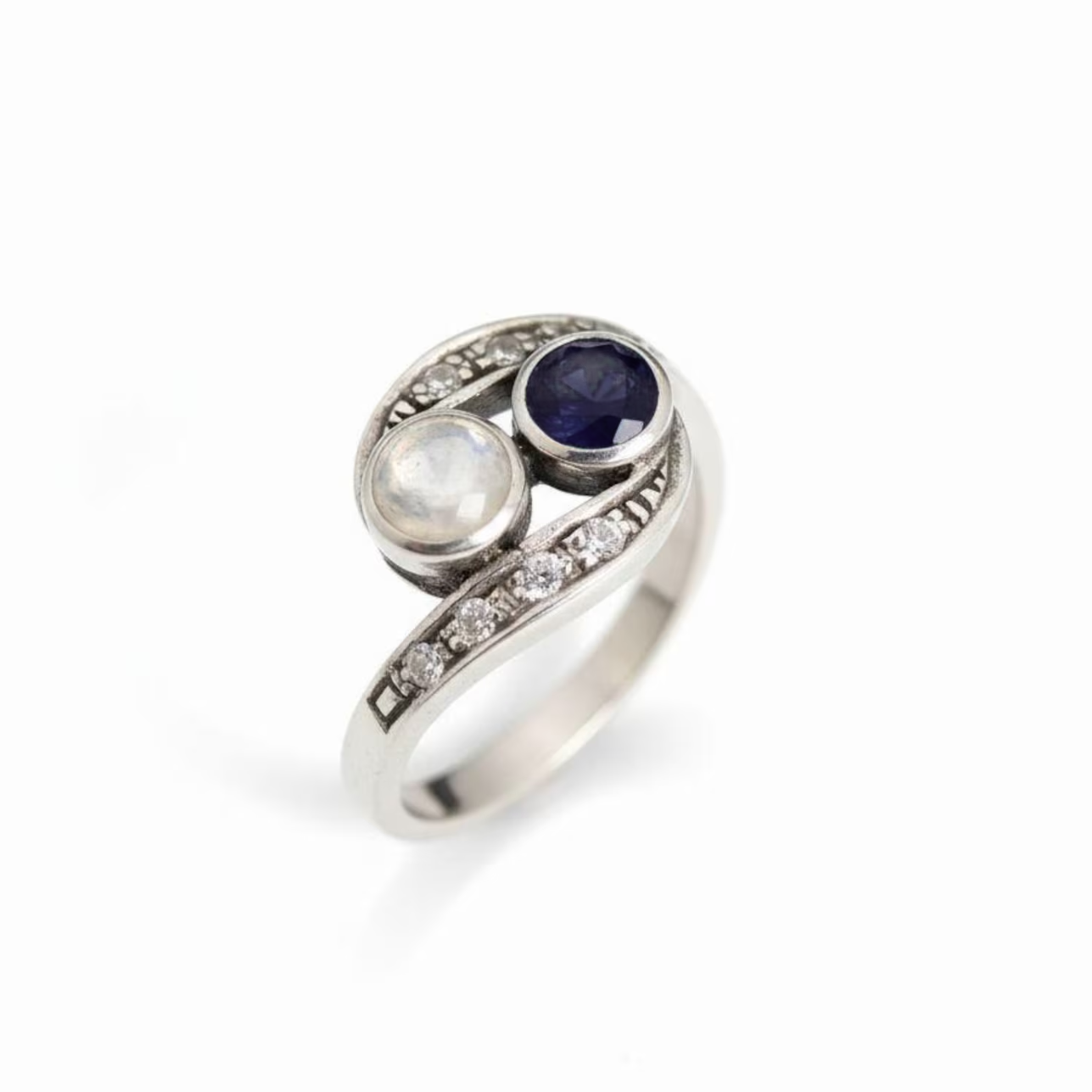 Sapphire Vintage Two Stone Ring with Moonstone Bypass in 925 Sterling Silver, a unique piece for daily elegance and celebrations.
