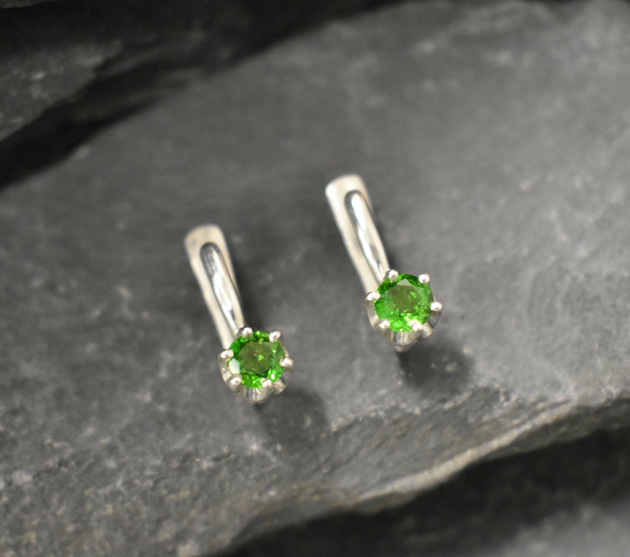 Chrome Diopside Earrings, Dainty Green Earrings, Pisces Birthstone, Green Studs, Simple Earrings, Vintage Earrings, Solid Silver Earrings