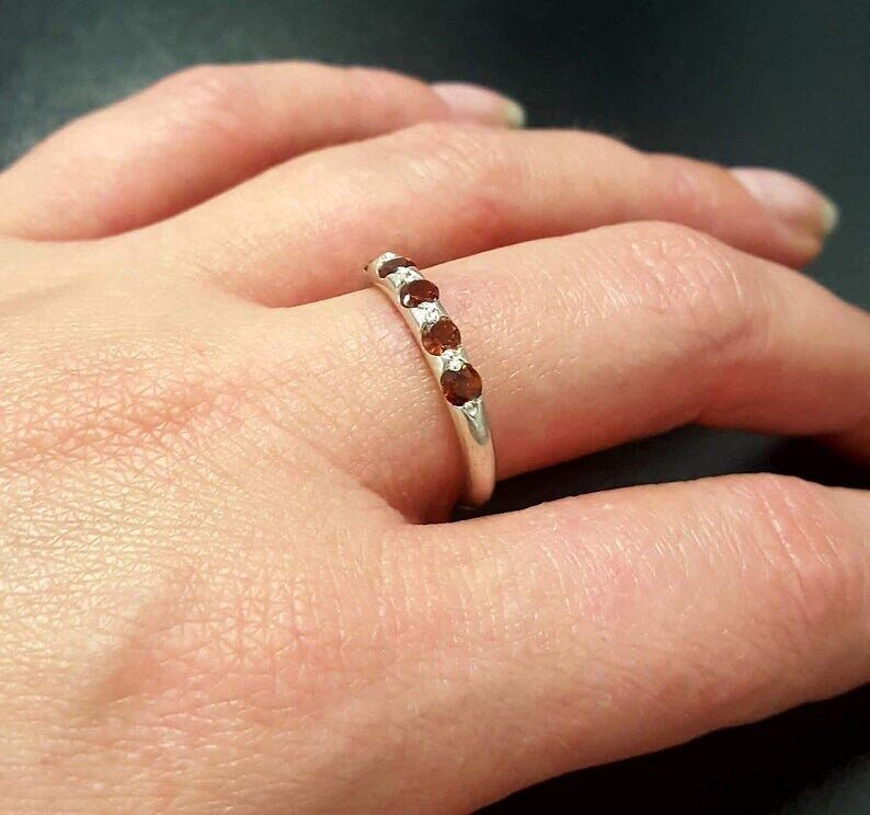 Gold Garnet Band, Natural Garnet, Stackable Ring, 5 Stone Band, January Birthstone, Red Garnet Ring, Gold Plated Ring, Simple Ring, Vermeil