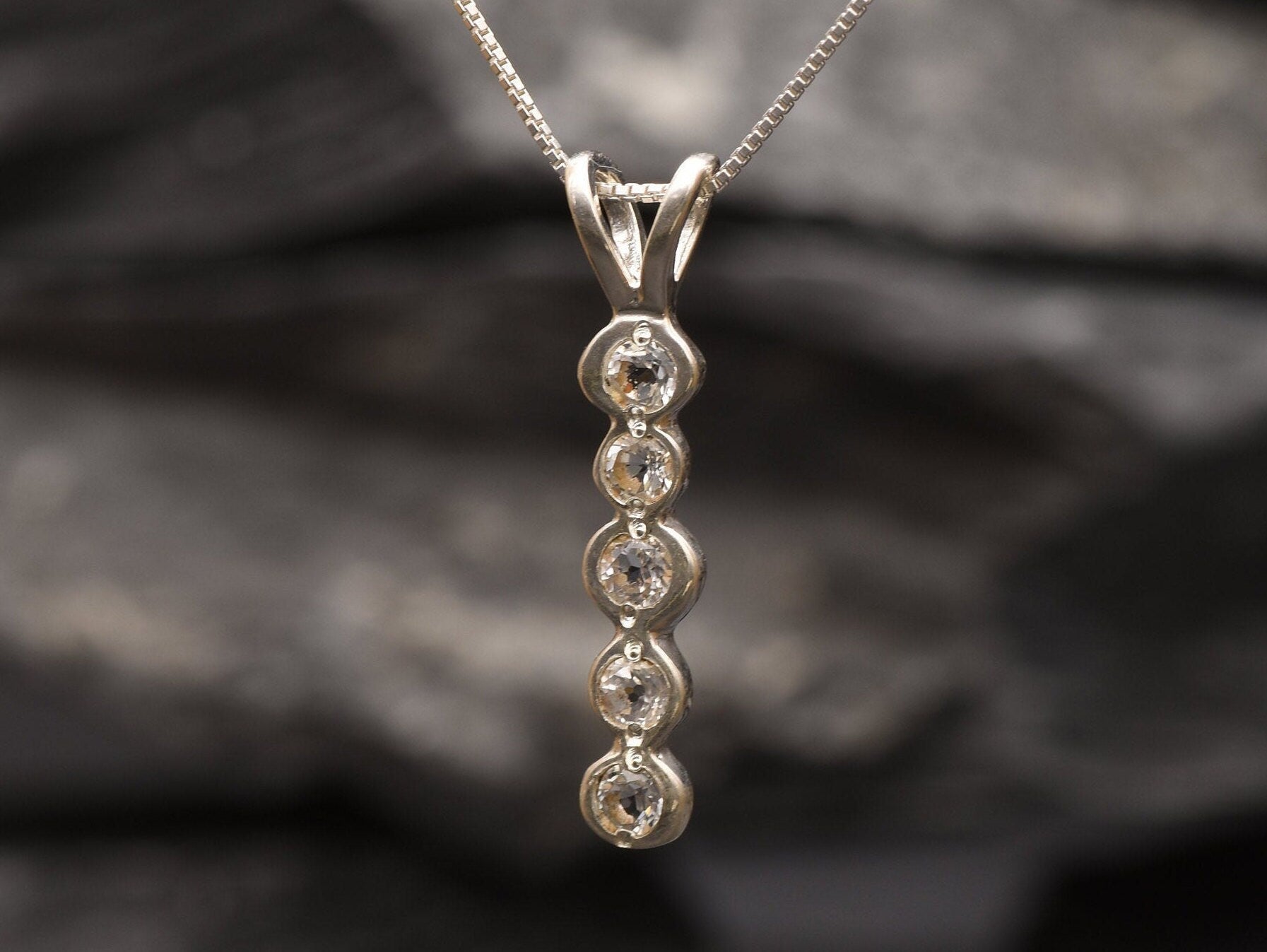 White Topaz Pendant, Bubble Pendant, White Topaz, Bar Pendant, Line Pendant, Long Pendant, Solid Silver Pendant, Boho Pendant, 925 Silver