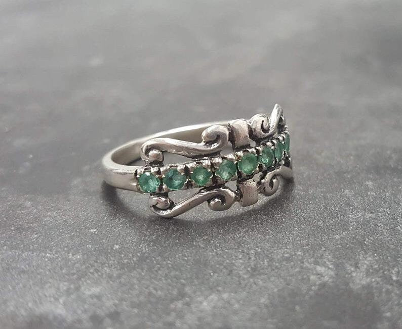 Emerald Tiara Ring, Natural Emerald Band, Vintage Ring, May Birthstone, Ornament Ring, Antique Ring, Green Crown Band, Solid Silver Ring