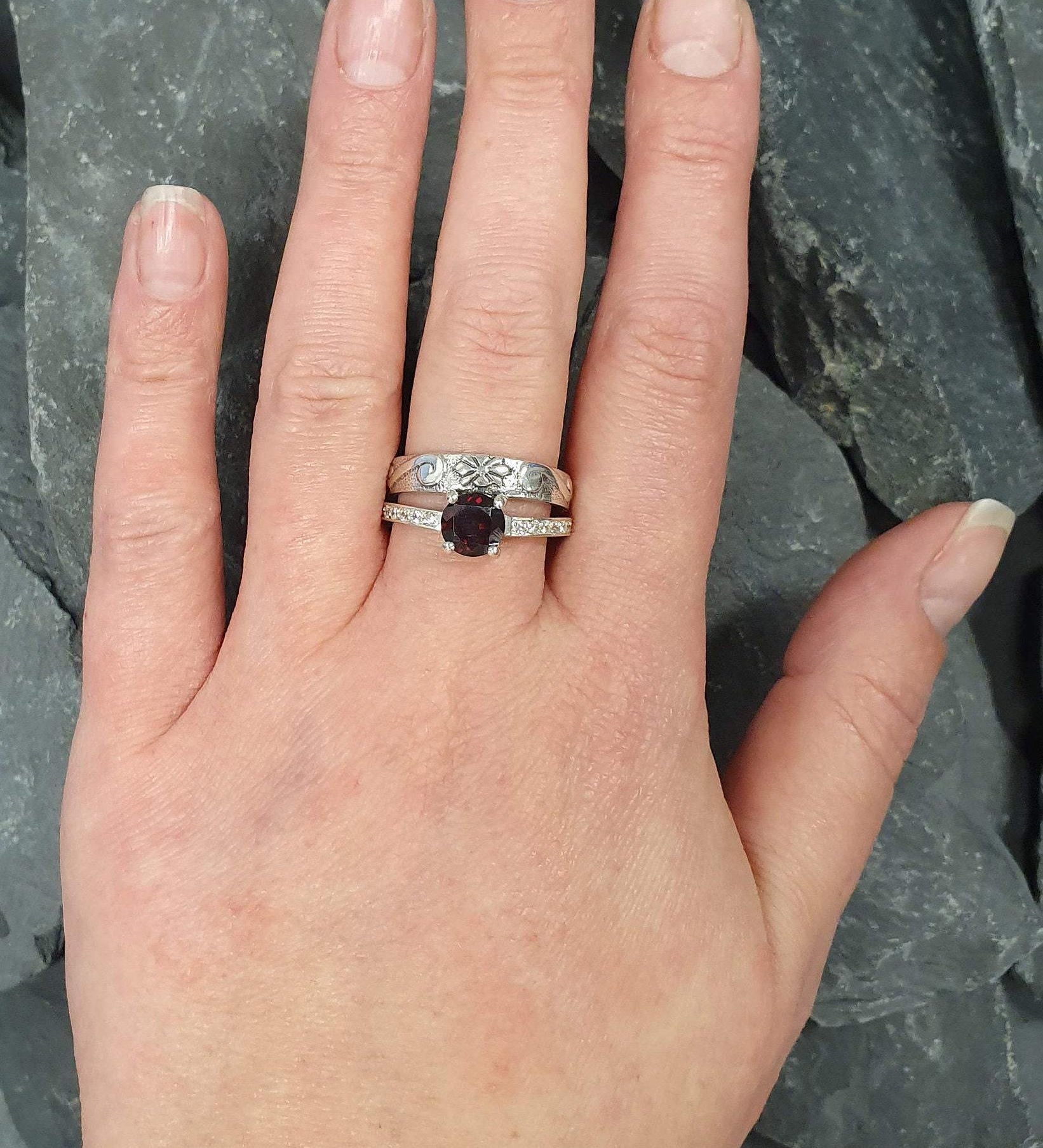 Garnet Ring, Natural Garnet, January Birthstone, Double Band Ring, Two Ring Set, Vintage Ring, Red Stone Ring, Sparkly Ring, 925 Silver Ring