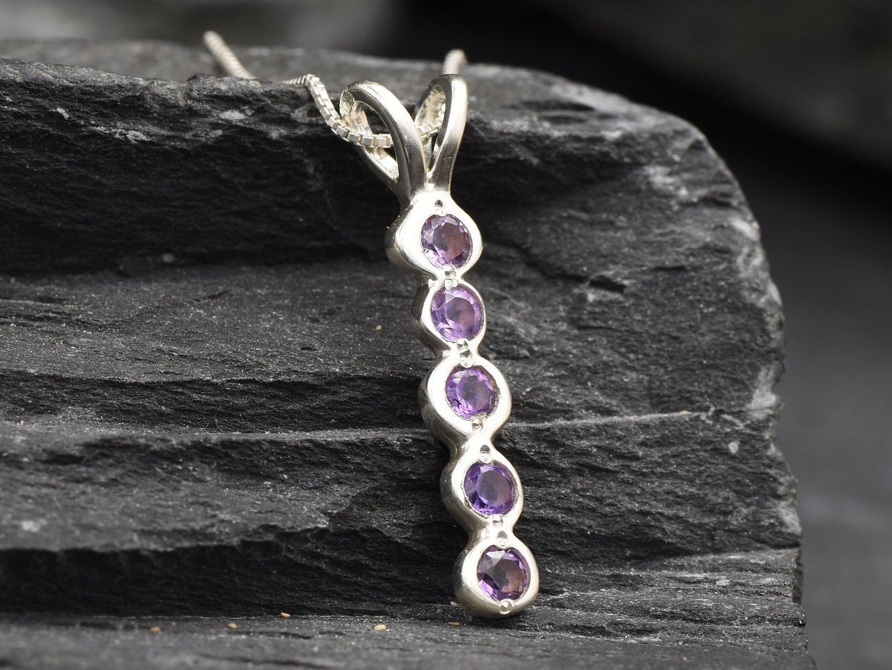 Amethyst Pendant, Natural Amethyst, February Birthstone, Bubble Pendant, Purple Pendant, Amethyst Necklace, Layering Necklace, 925 Silver