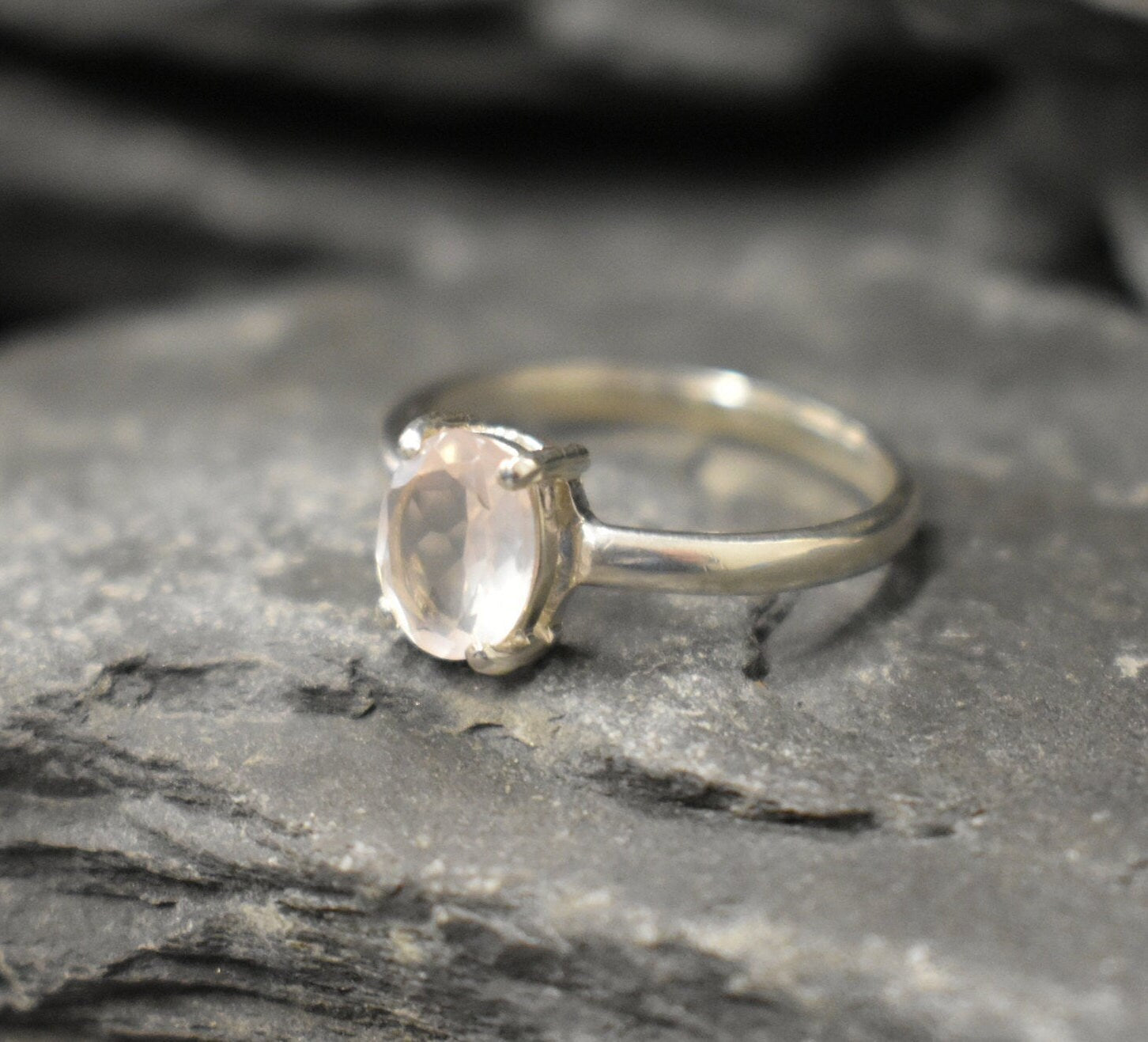 Rose Quartz Ring, Natural Rose Quartz, Solitaire Ring, Dainty Ring, Pink Solitaire Ring, Pink Diamond Ring, Dainty Oval Ring, Silver Ring