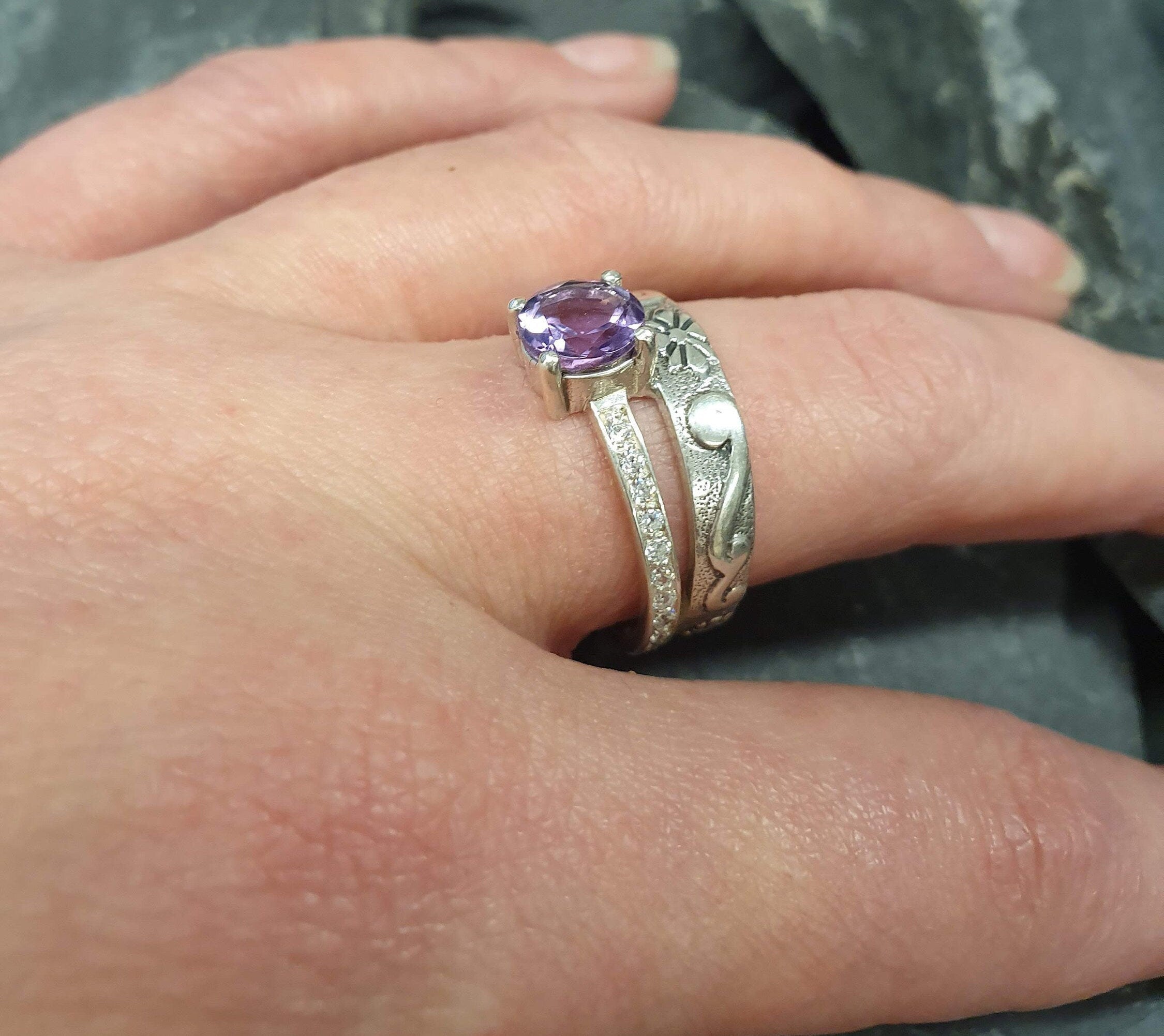 Amethyst Ring, Natural Amethyst, February Birthstone, Double Band Ring, Purple Diamond Ring, Vintage Ring, Sparkly Ring, Wide Band Ring