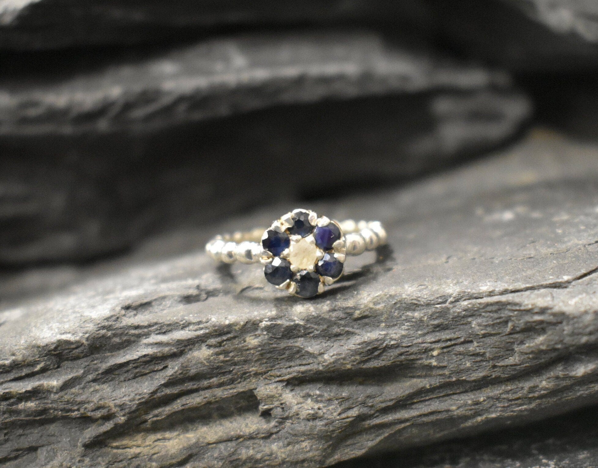 Blue Flower Ring, Natural Sapphire Ring, September Birthstone, Daisy Ring, Dainty Flower Ring, Floral Ring, Dainty Ring, Solid Silver Ring