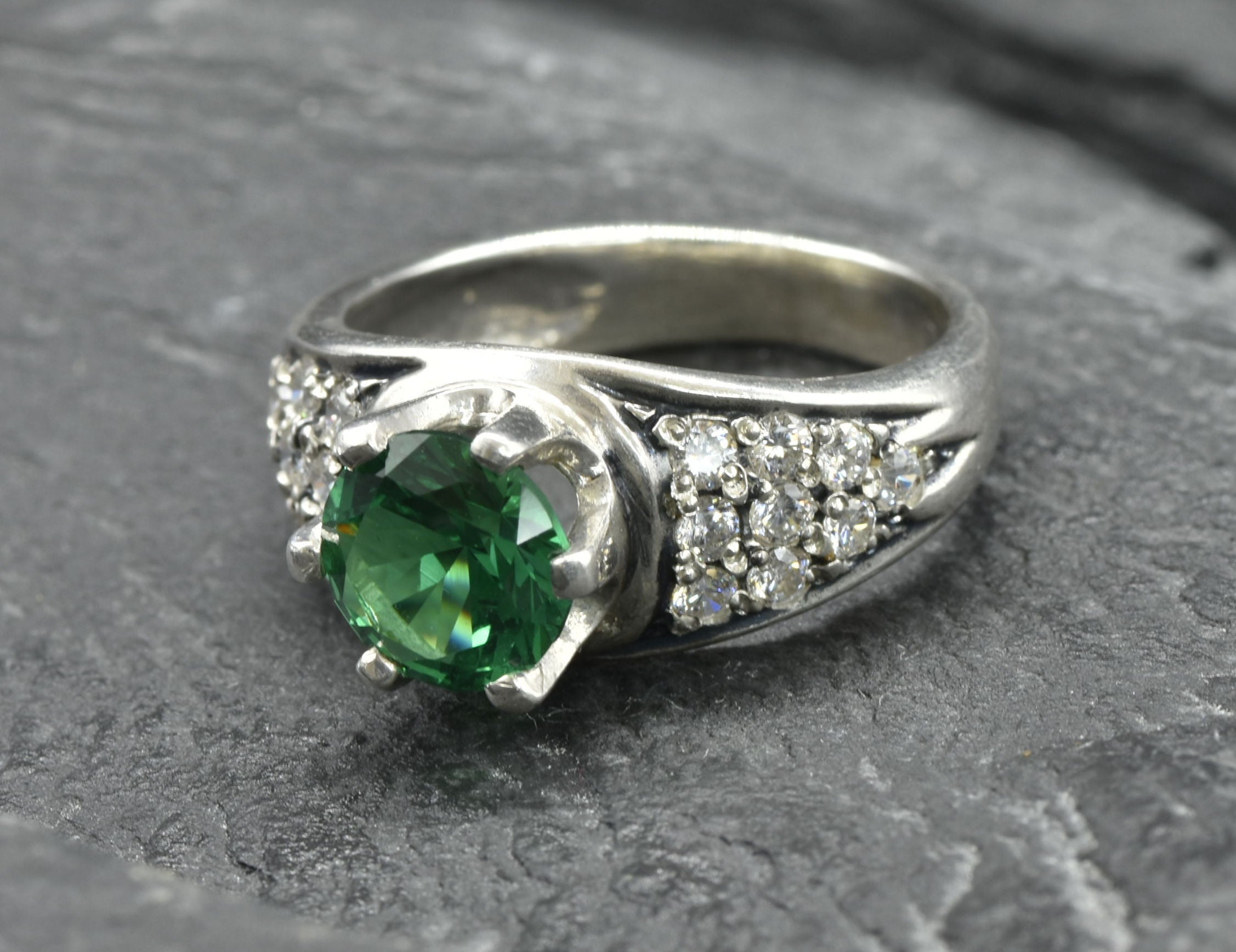 Beautifully designed 925 Sterling Silver emerald ring with round created green emerald, perfect for everyday elegance and gifting.